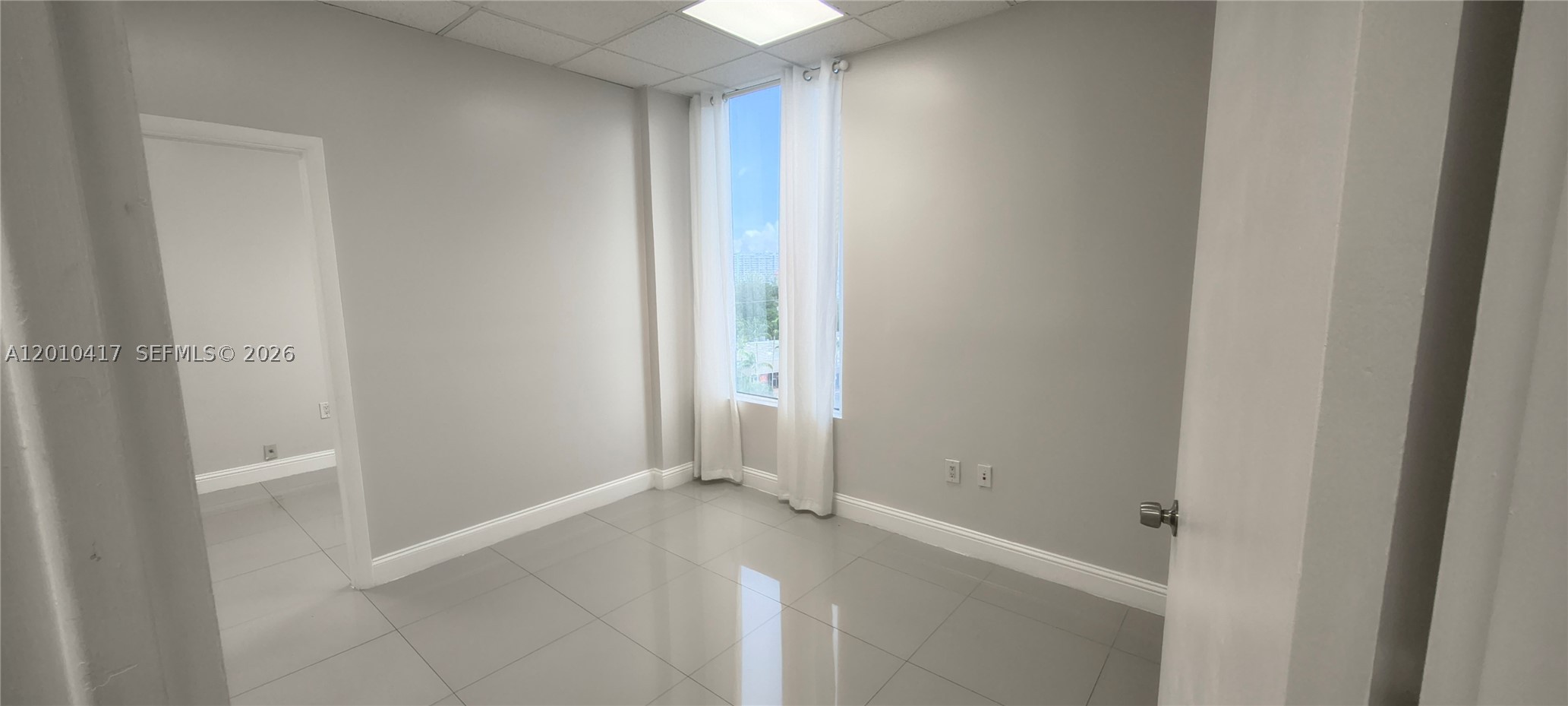 12550 Biscayne Blvd 605 Property Photo 8