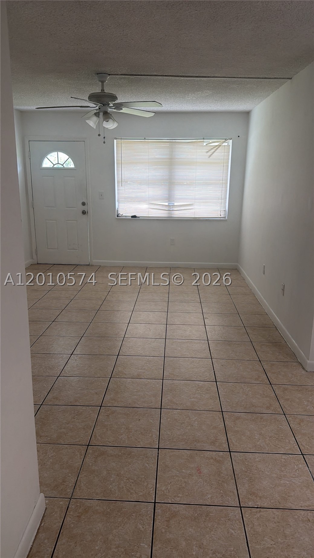 20310 Ne 2nd Ave 5 Property Photo 3