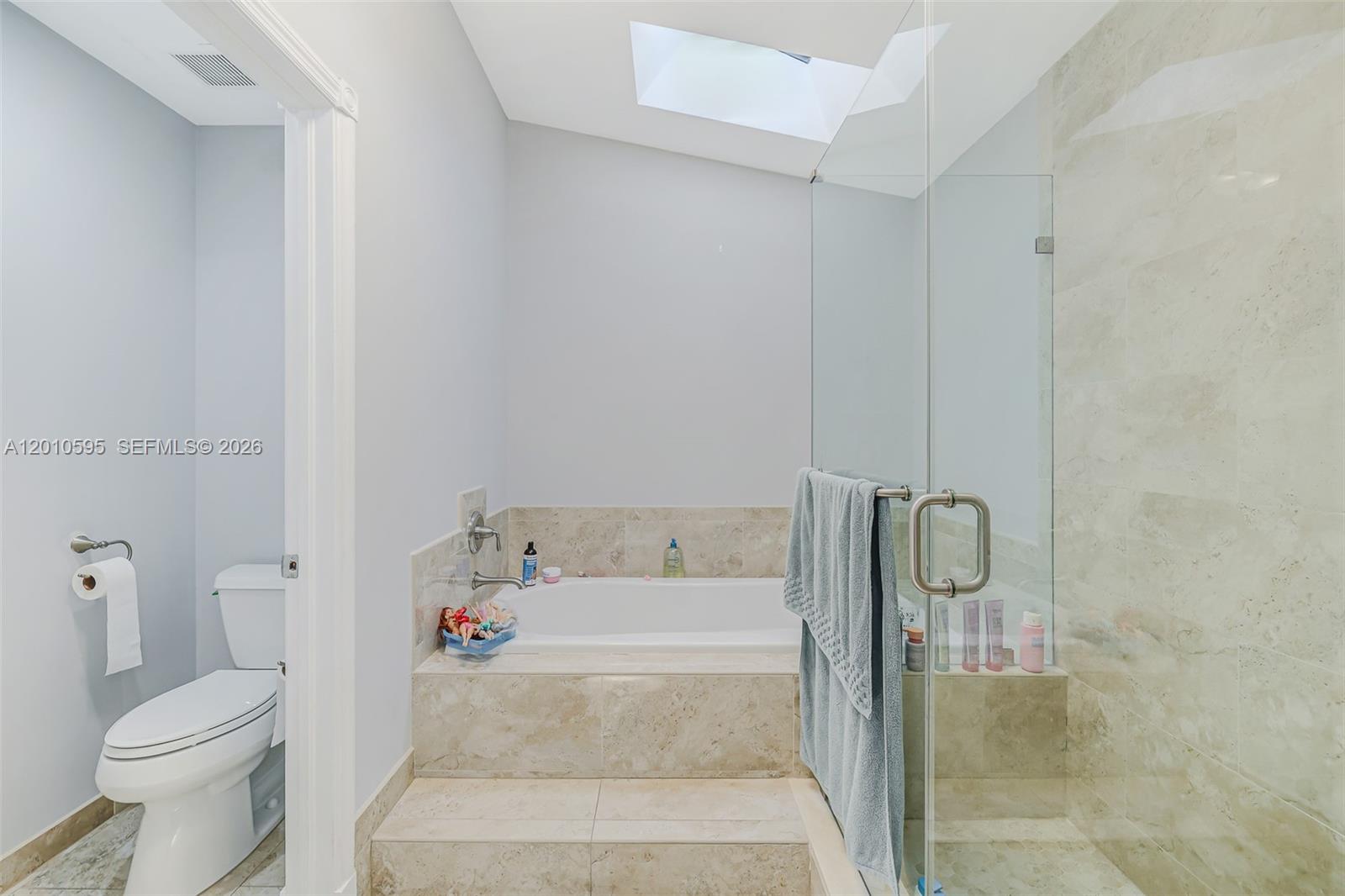 1065 Weeping Willow Way Property Photo 7