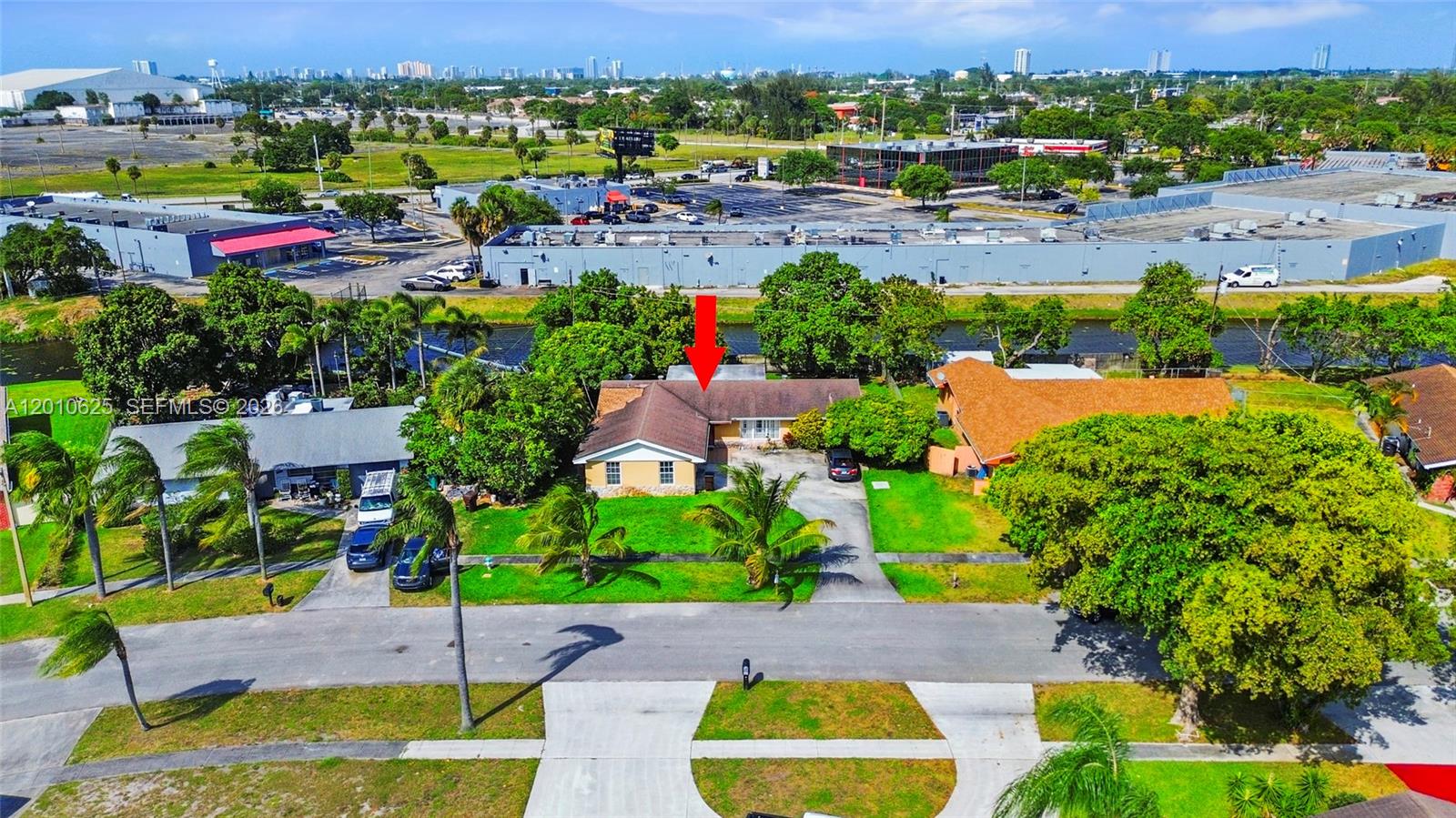 1831 Hiltonia Cir Property Photo 43