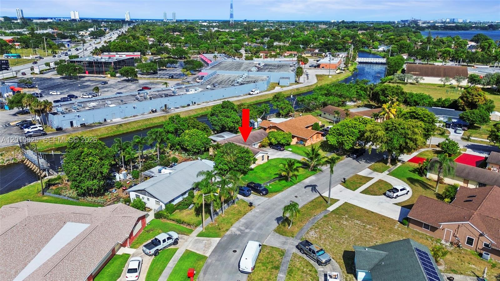 1831 Hiltonia Cir Property Photo 47