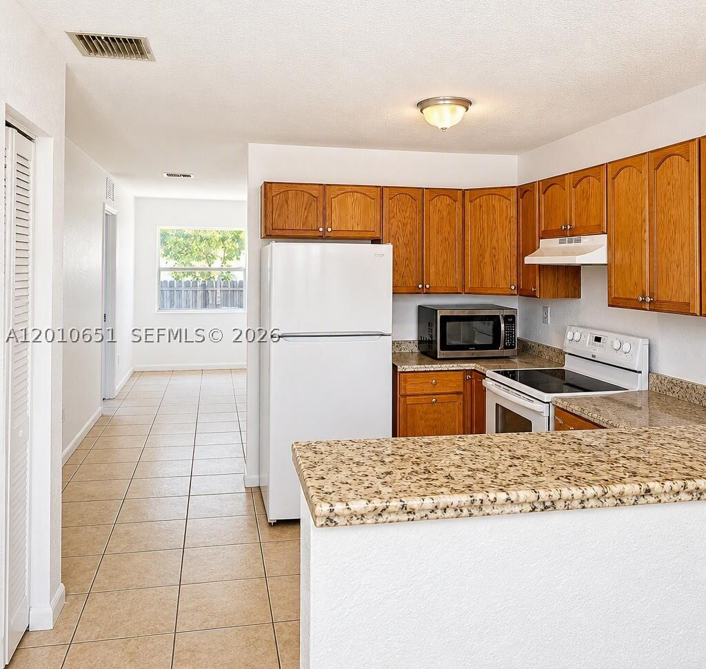 8180 Nw 23rd Ave A Property Photo 8