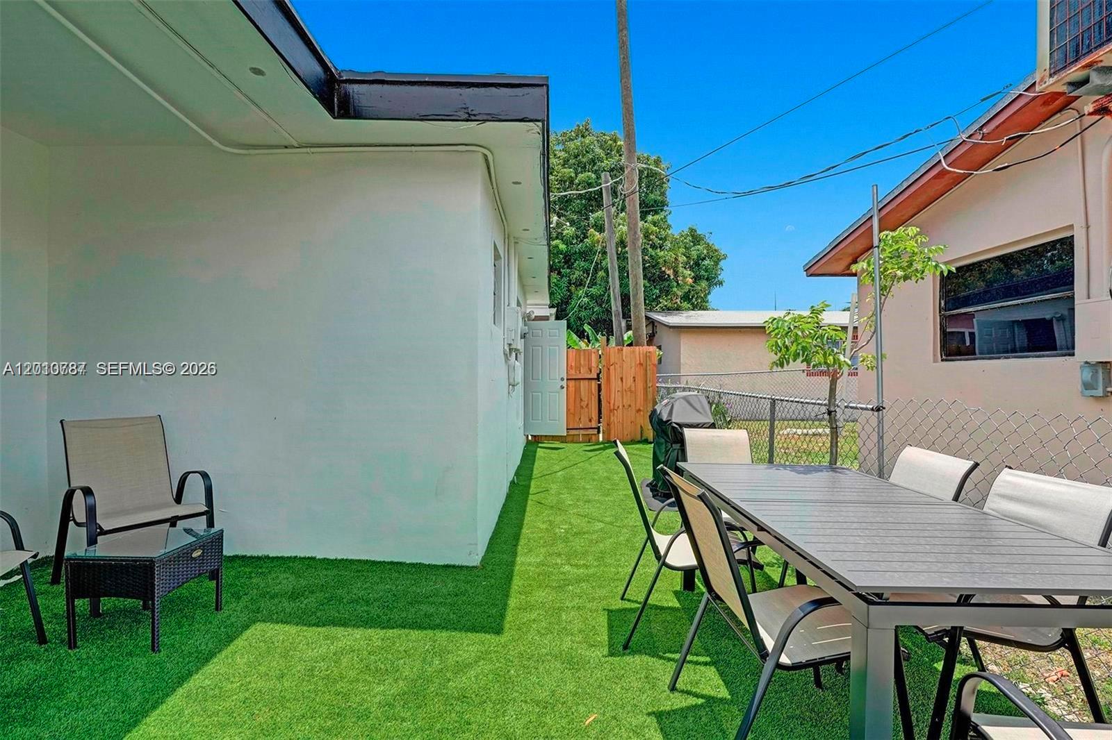 2338 Fillmore St 2a Property Photo 15