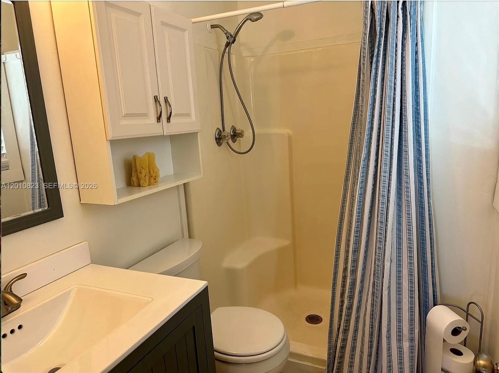 813 Hawksbill Ln Property Photo 8