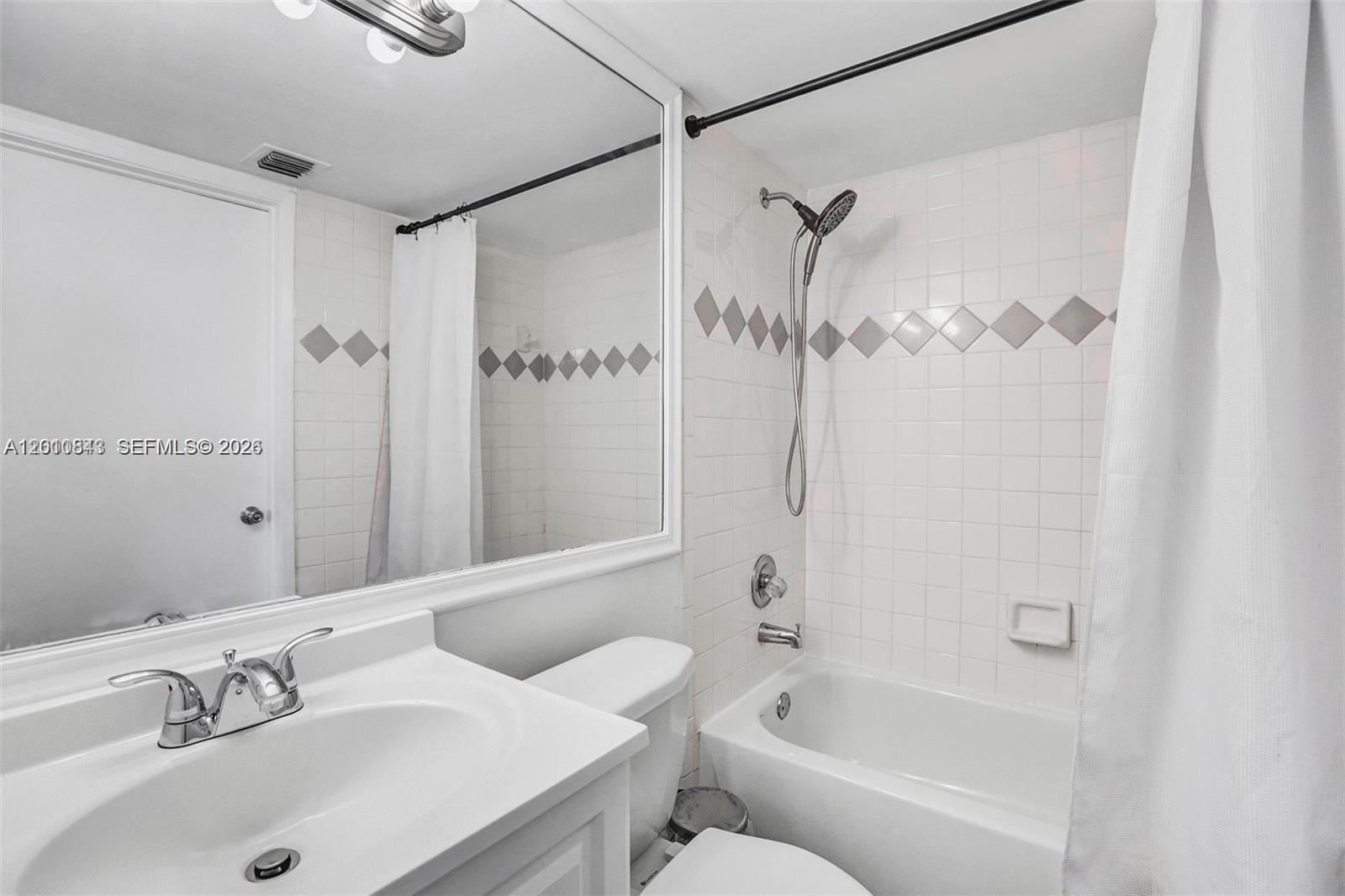 126 Sw 17th Rd 601 Property Photo 13