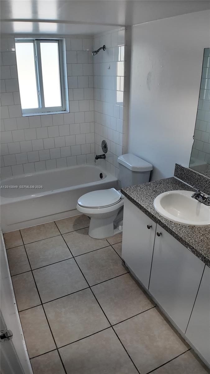 10900 Sw 196th St 306 Property Photo 9