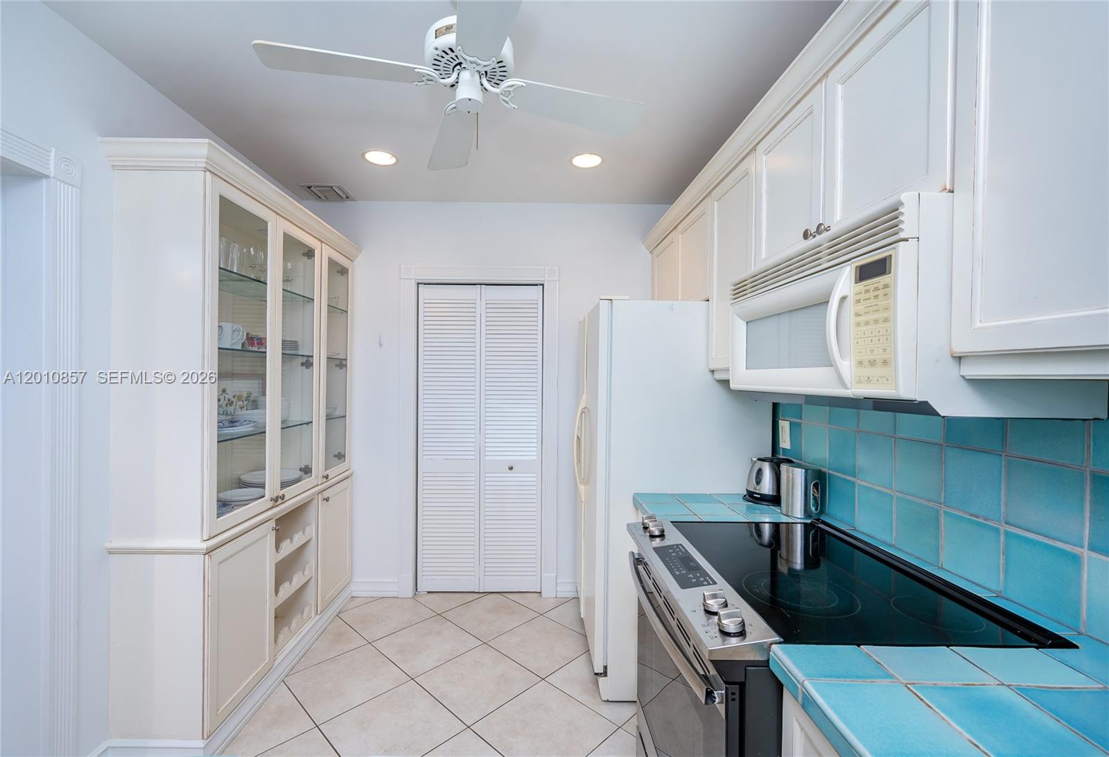 201 Crandon Blvd 505 Property Photo 15