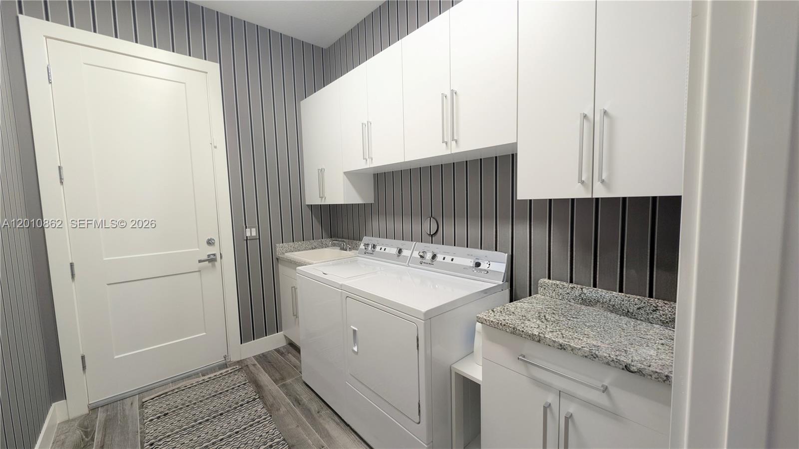 2879 Gin Berry Way Property Photo 19