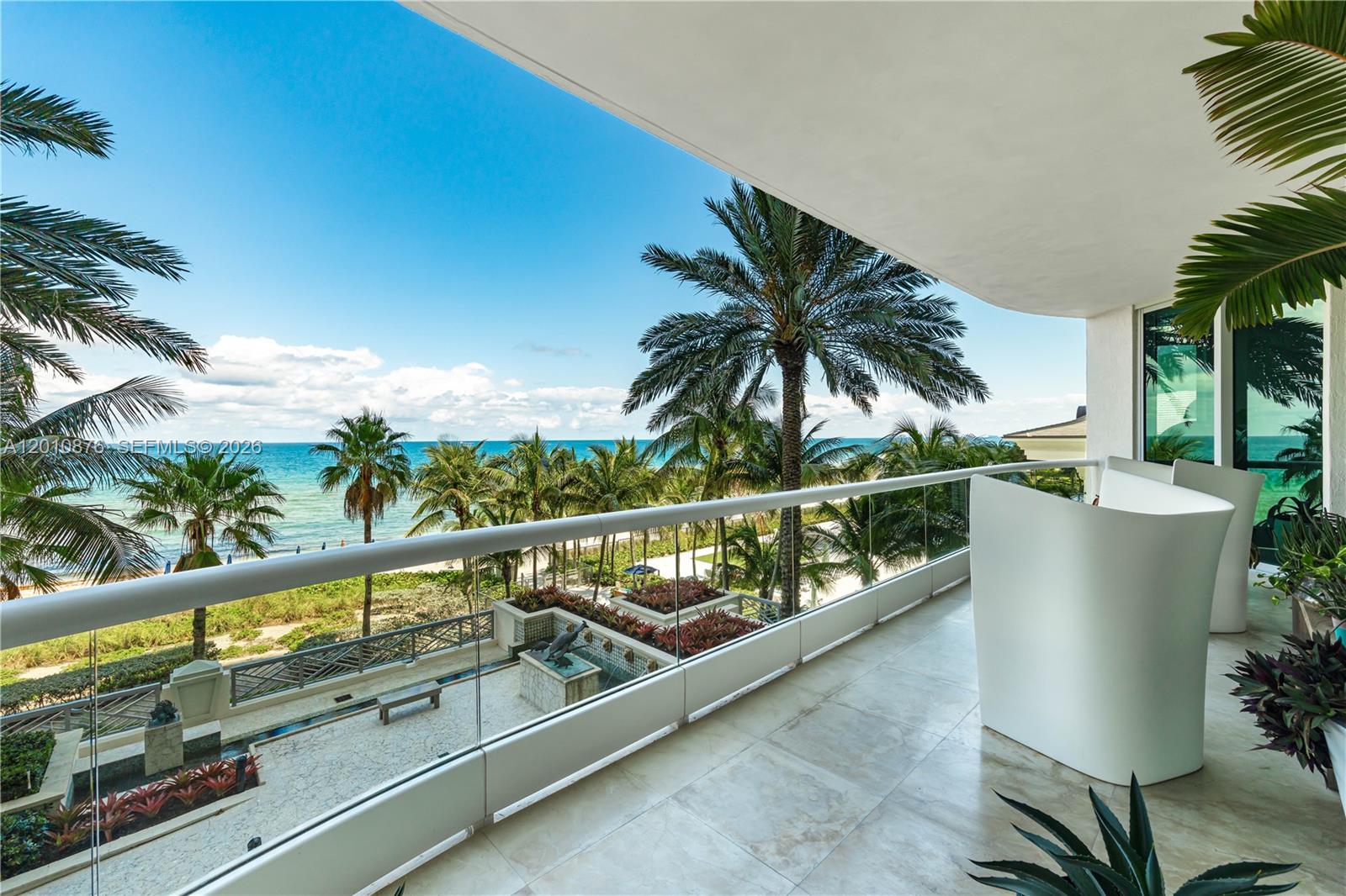 16051 Collins Ave 403 Property Photo 4