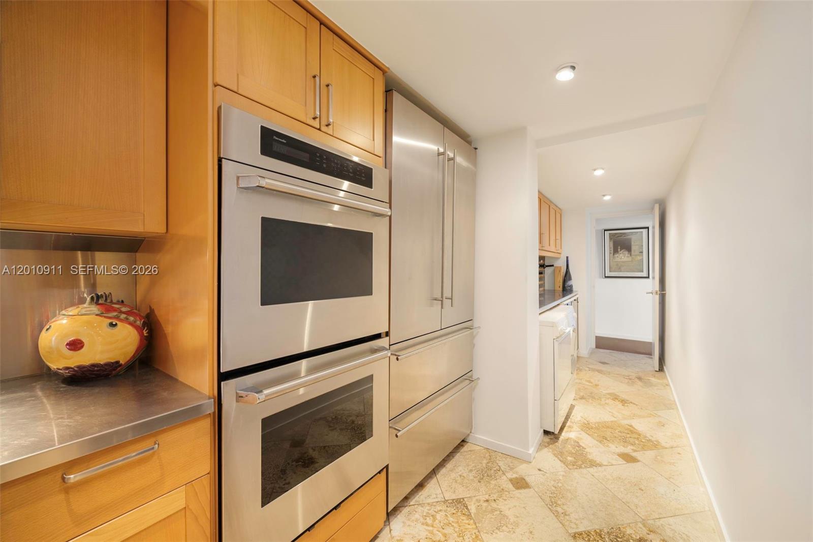 200 Ocean Lane Dr 401 Property Photo 10