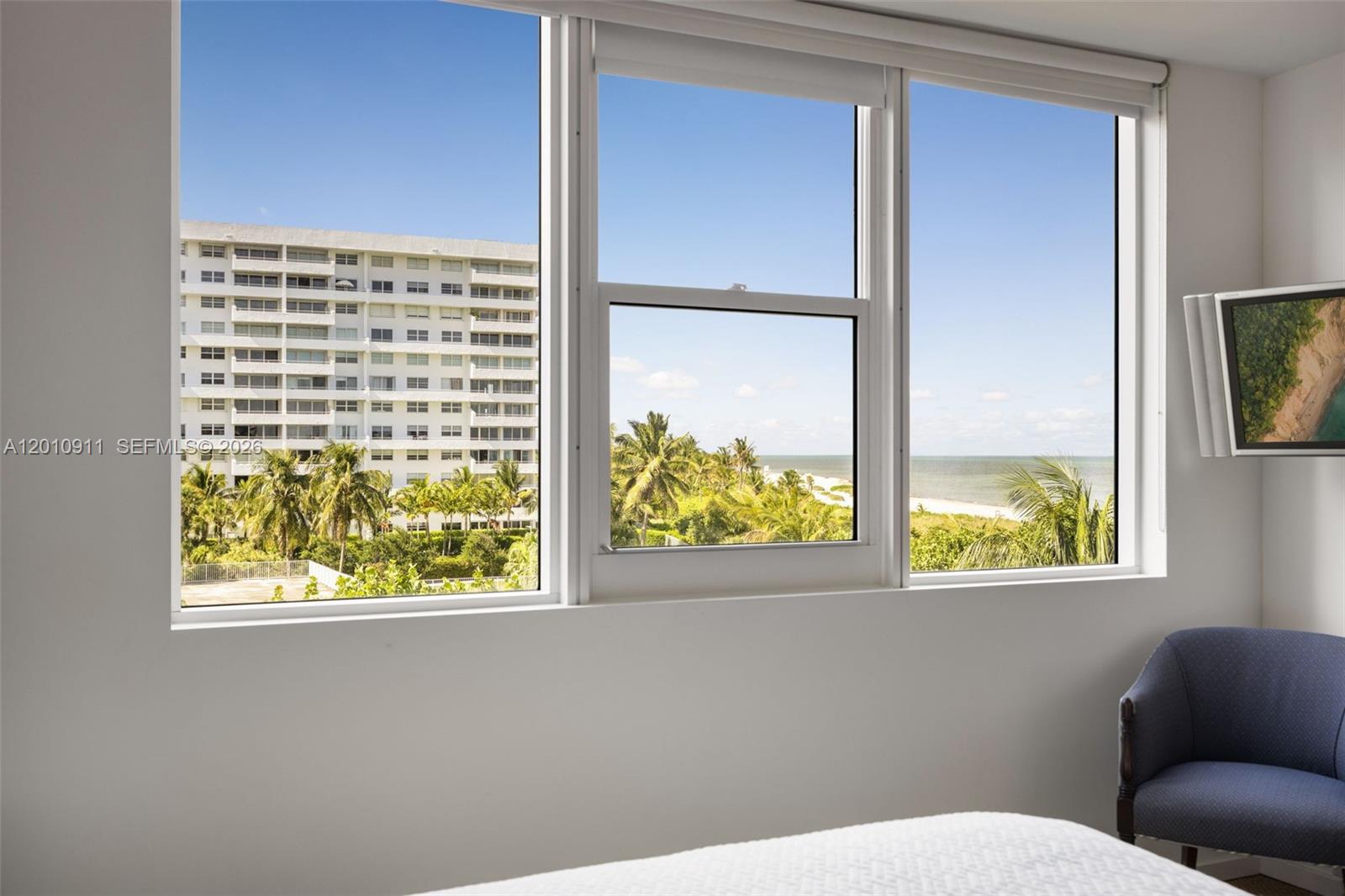 200 Ocean Lane Dr 401 Property Photo 16