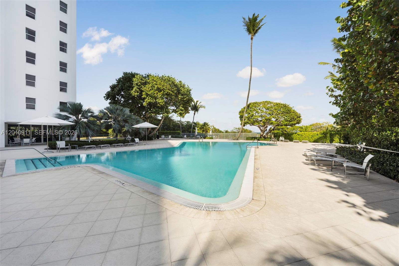 200 Ocean Lane Dr 401 Property Photo 23