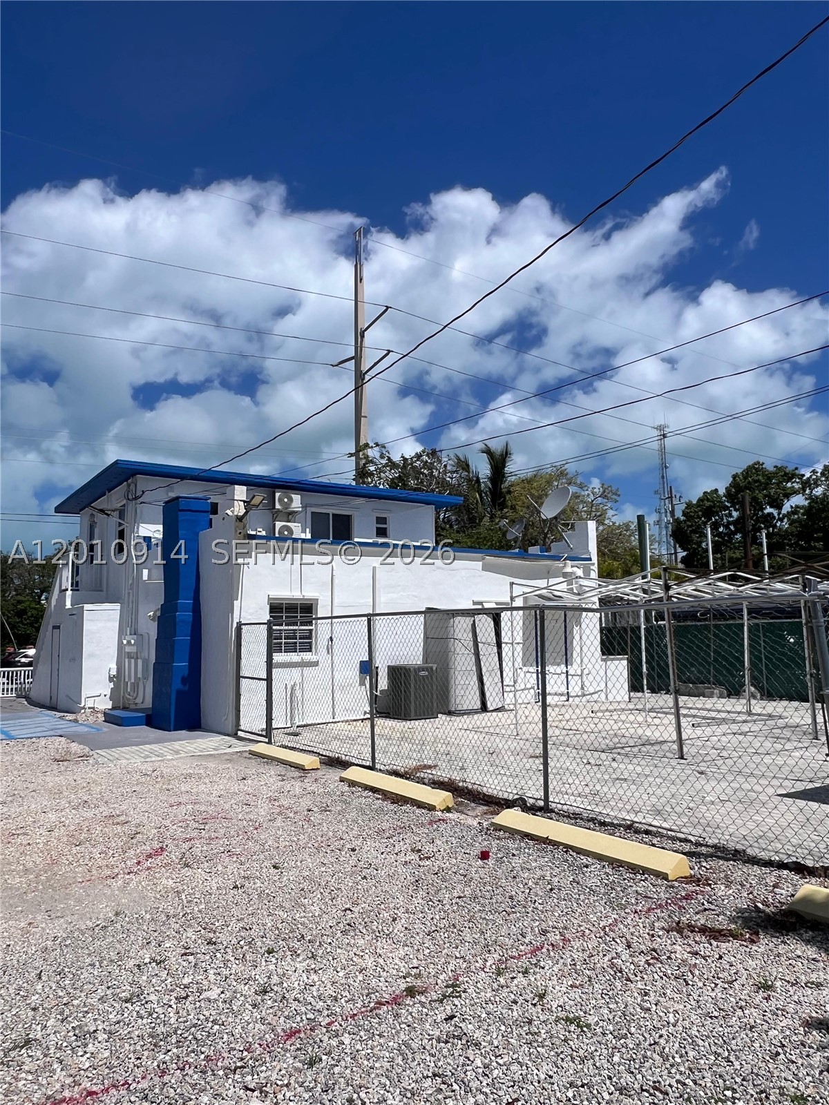 91461 Overseas Hwy Property Photo 3