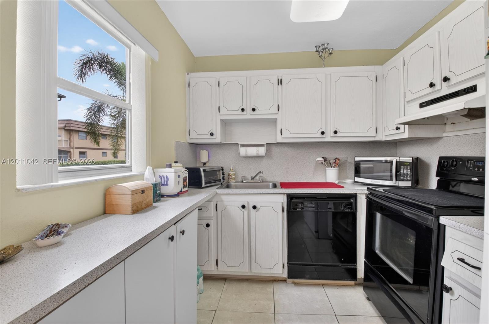 537 Brittany L 537 Property Photo 11