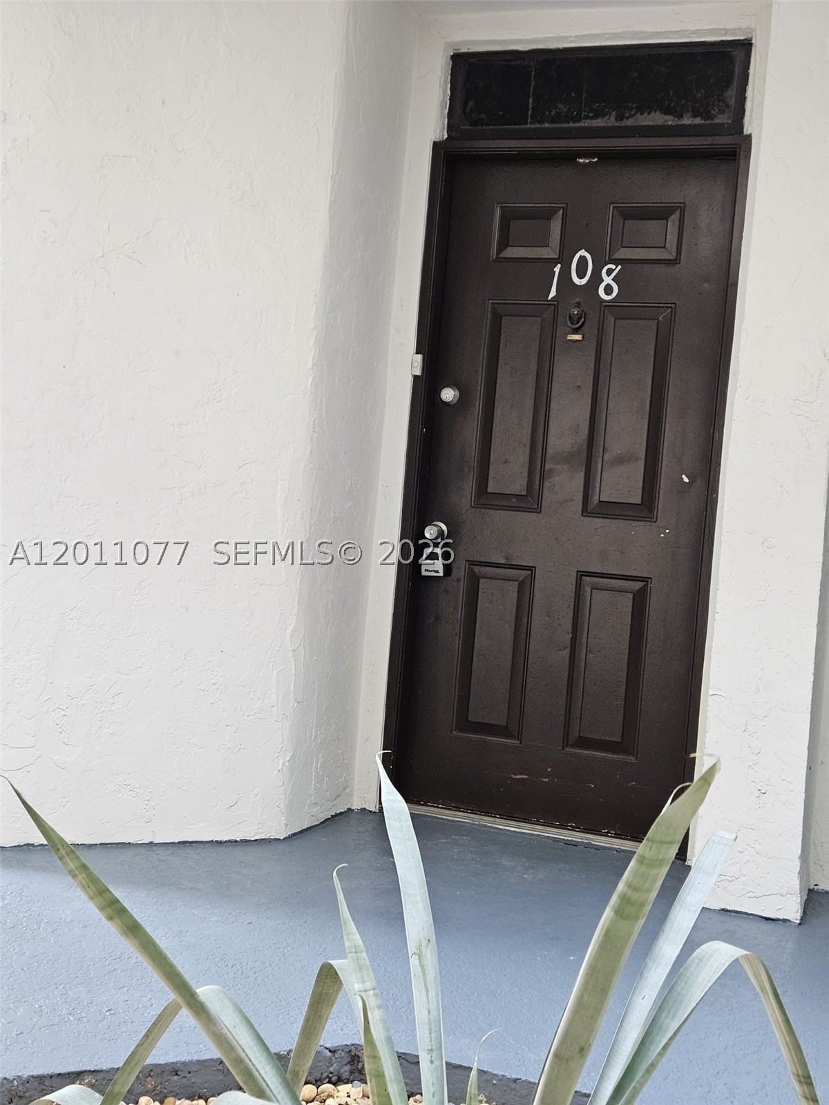 211 Lake Pointe Dr 108 Property Photo 2