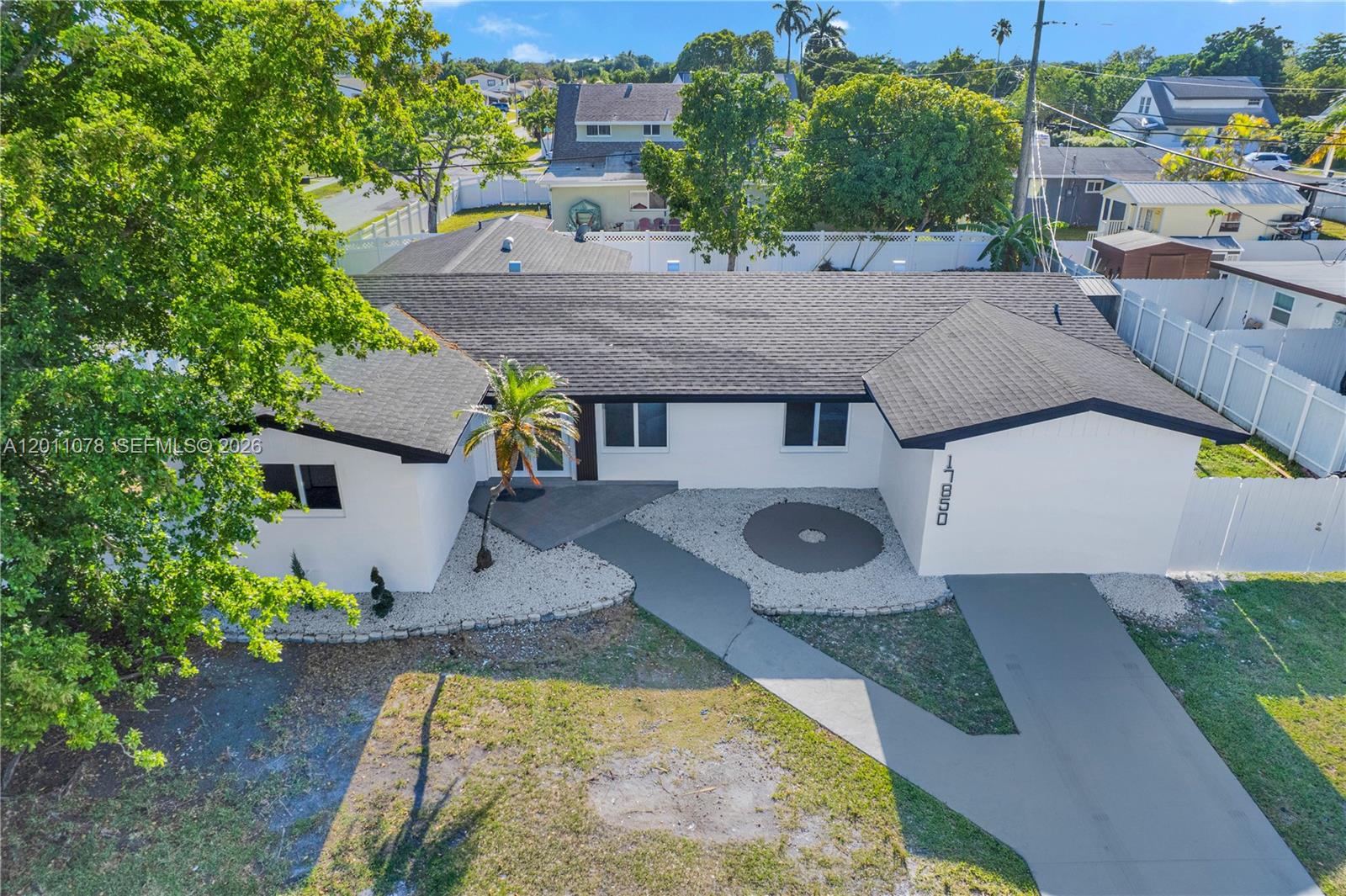17850 Sw 112th Ave Property Photo 8