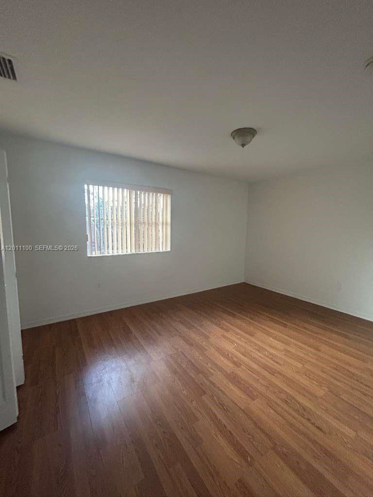 760 Sw 6th Ct . Property Photo 13