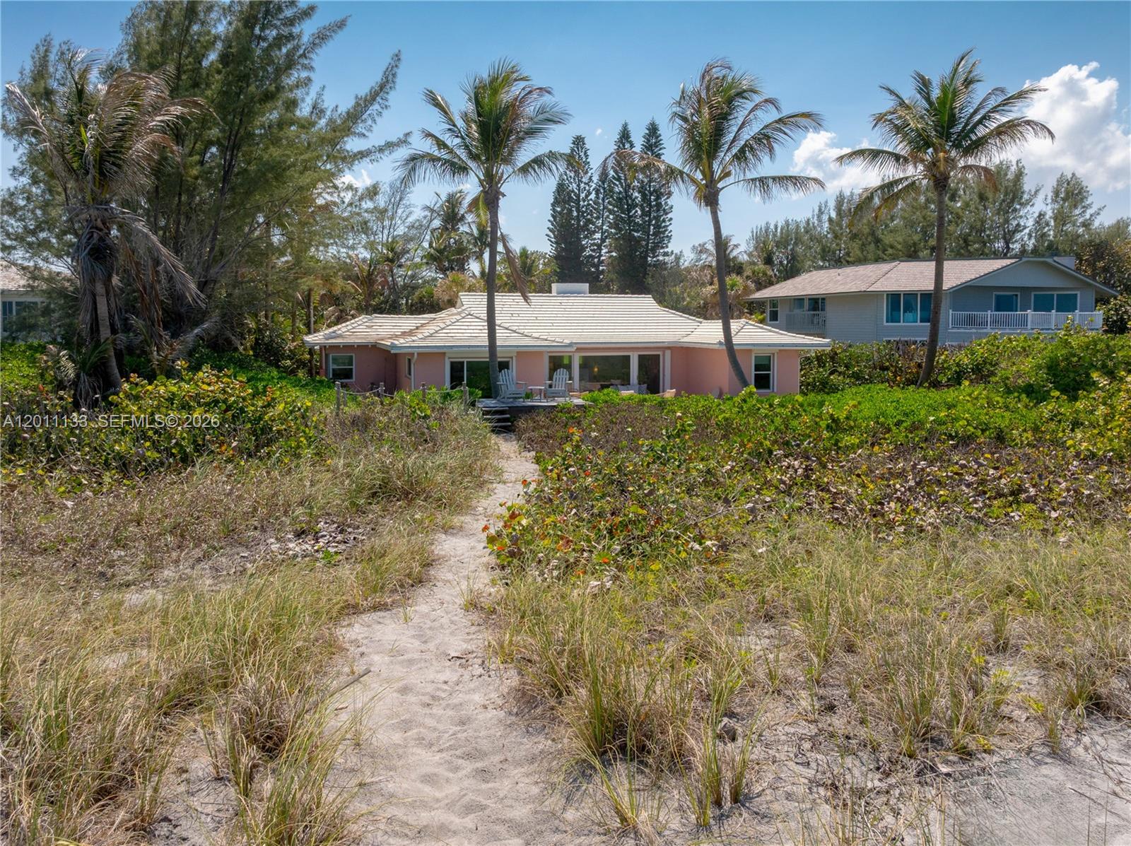 55 N Beach Rd Property Photo 4