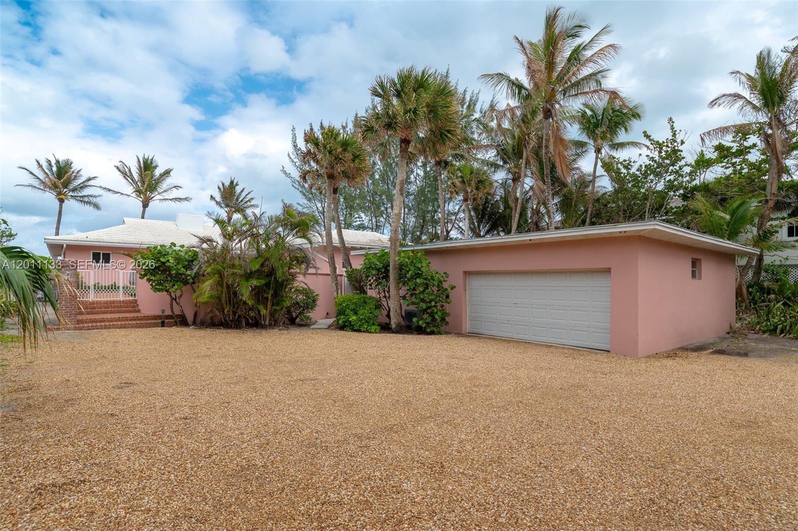 55 N Beach Rd Property Photo 33
