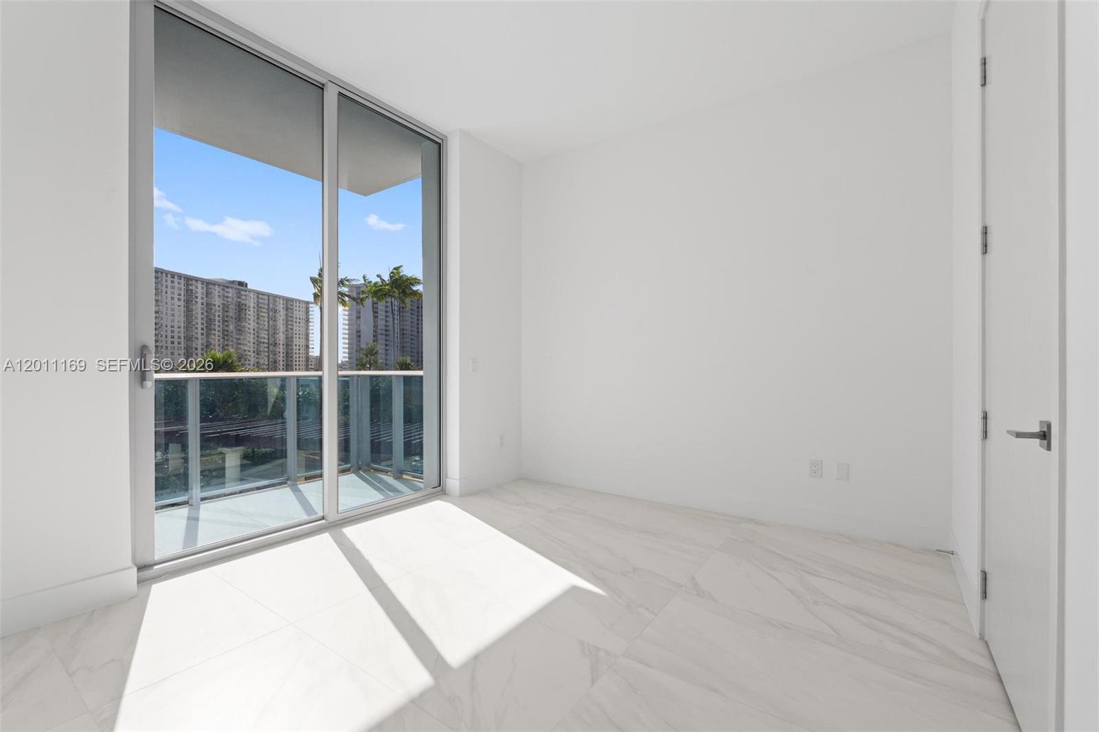 17550 Collins Ave 501 Property Photo 44