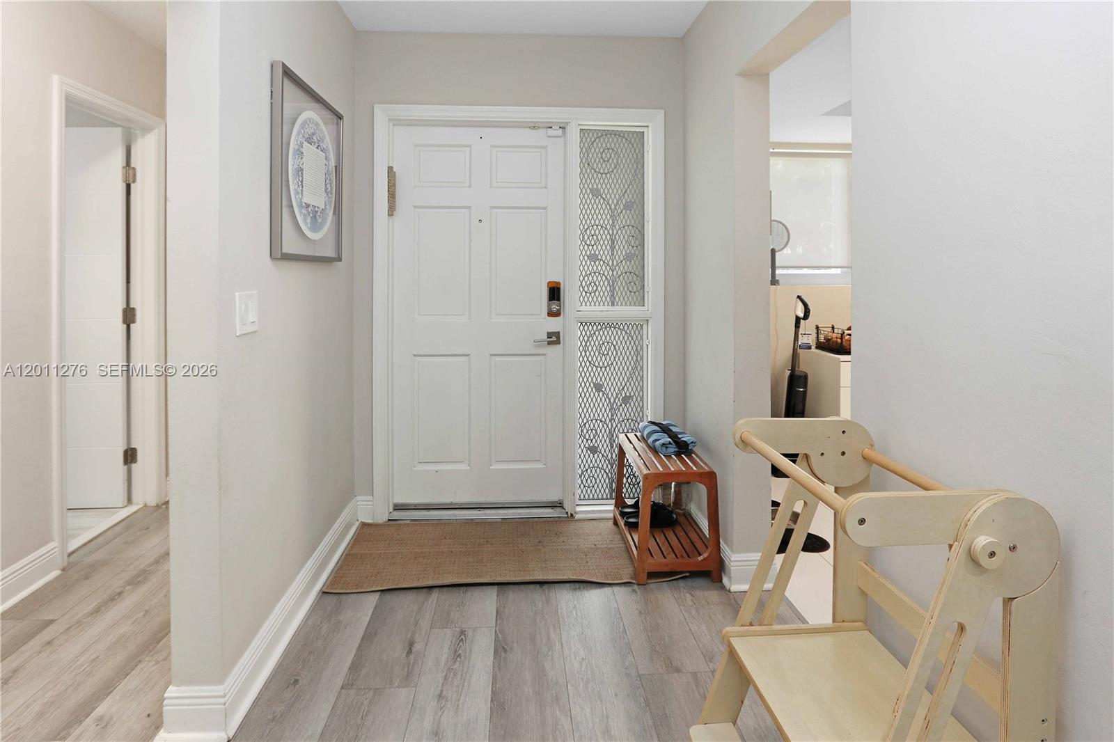 1333 Tyler St Property Photo 14