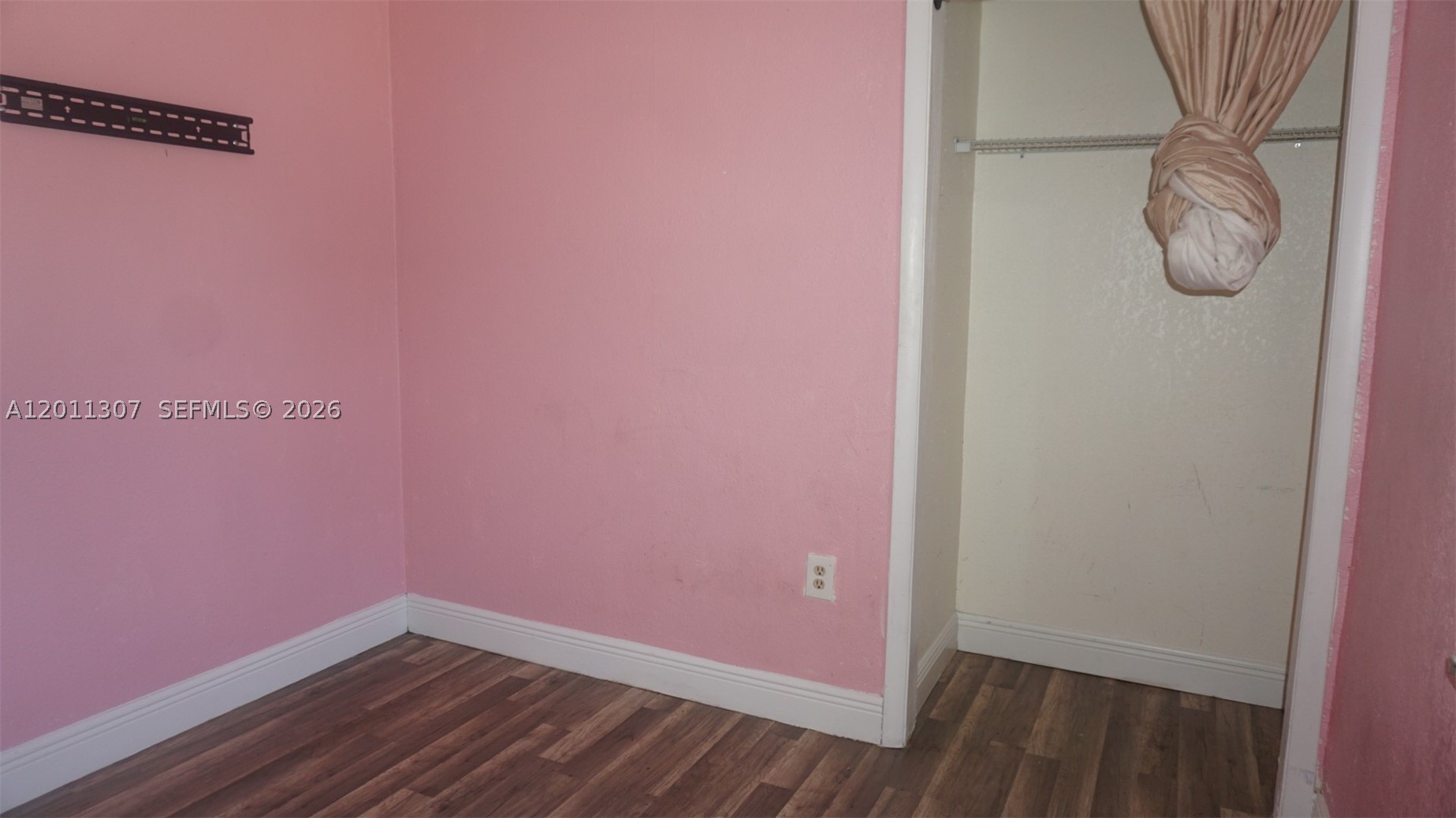335 Nw 187th St Property Photo 25