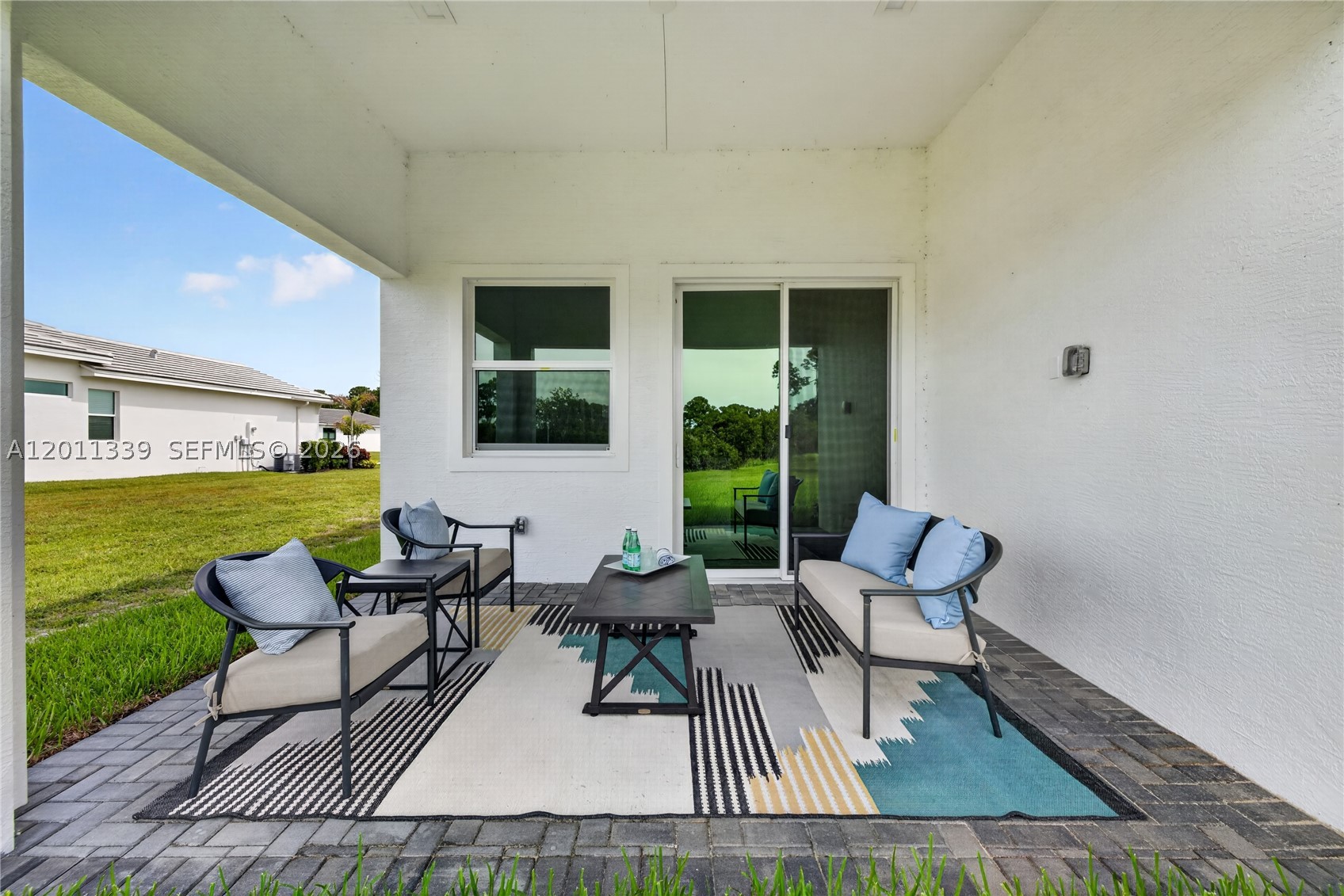 265 Se Via Sangro Property Photo 31