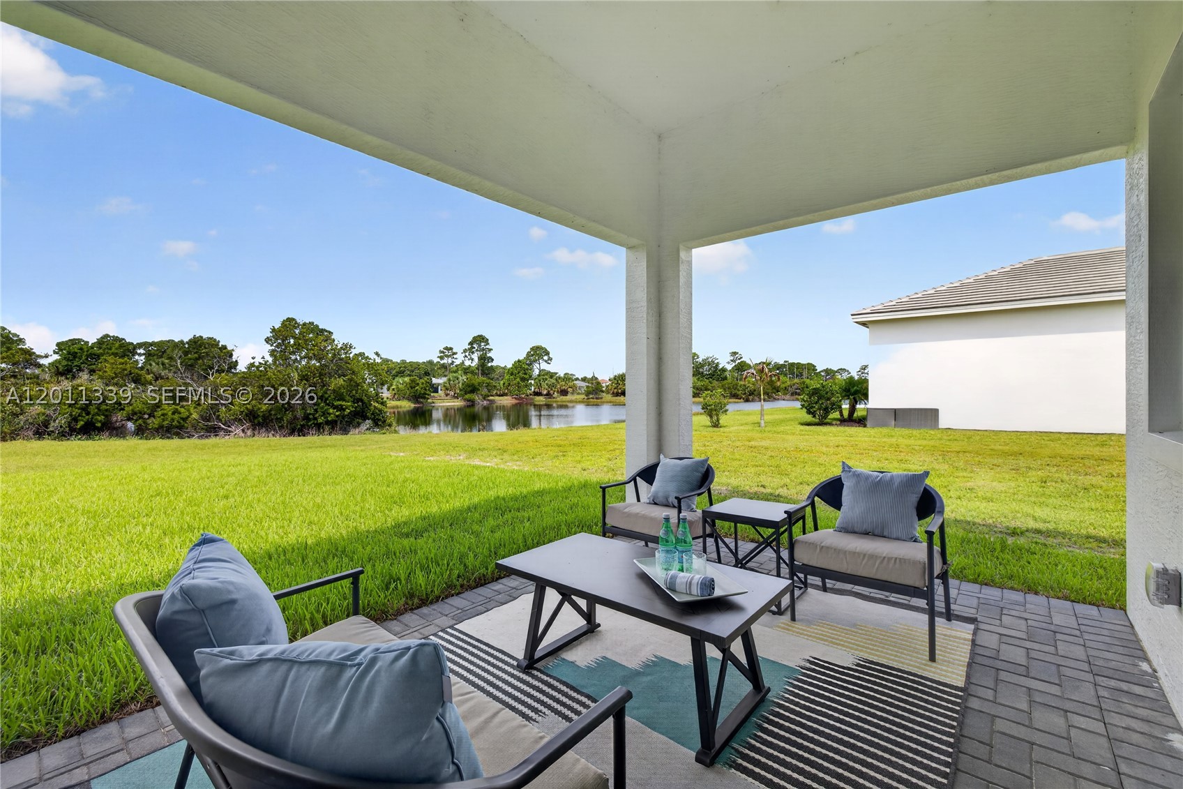 265 Se Via Sangro Property Photo 32