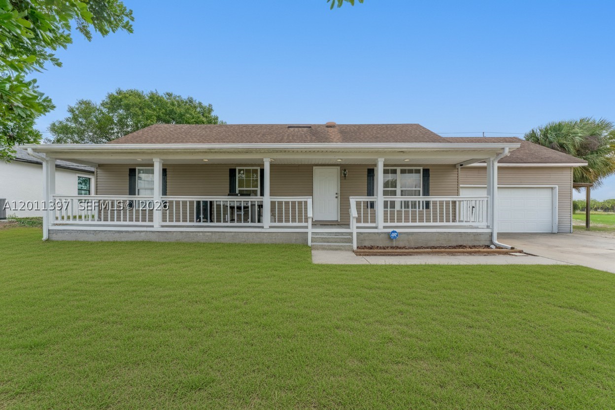 1500 Jay Ter Property Photo 1