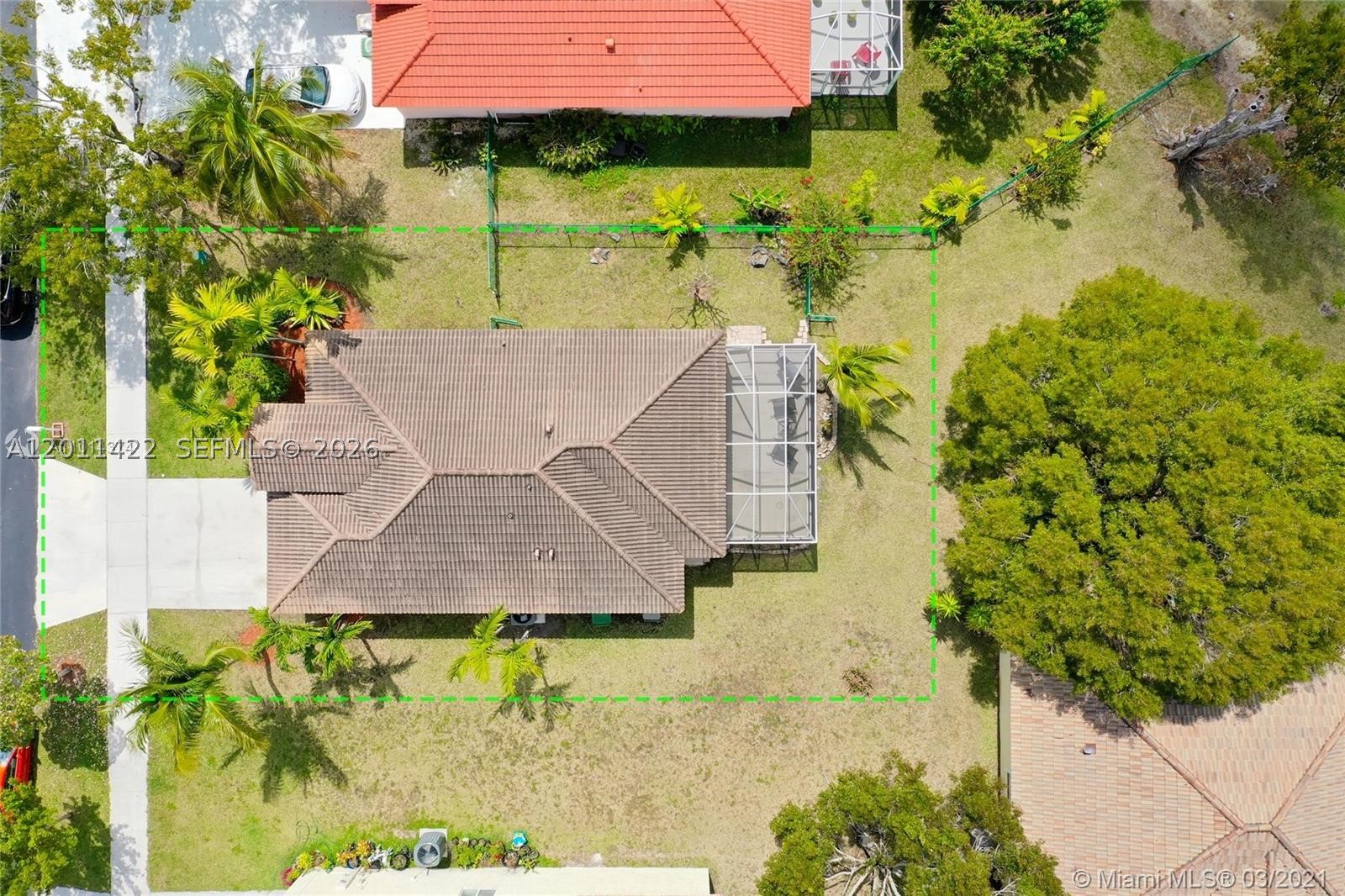 450 Se 30th Dr Property Photo 5