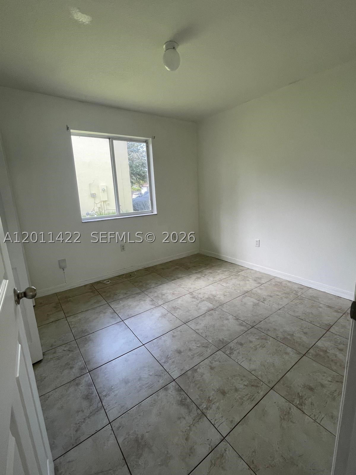 450 Se 30th Dr Property Photo 9