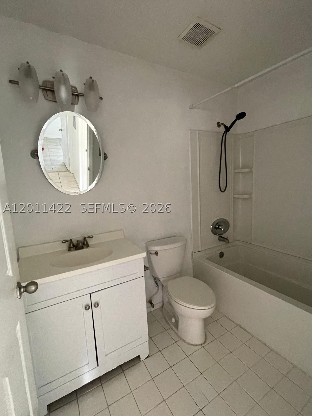 450 Se 30th Dr Property Photo 10