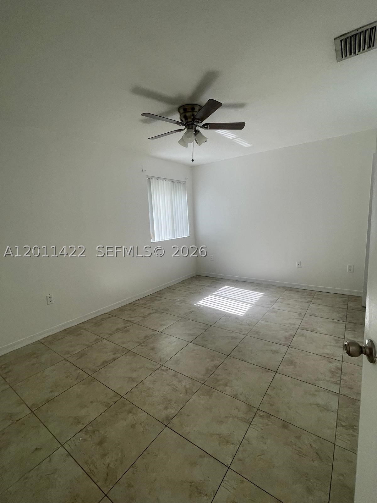 450 Se 30th Dr Property Photo 12