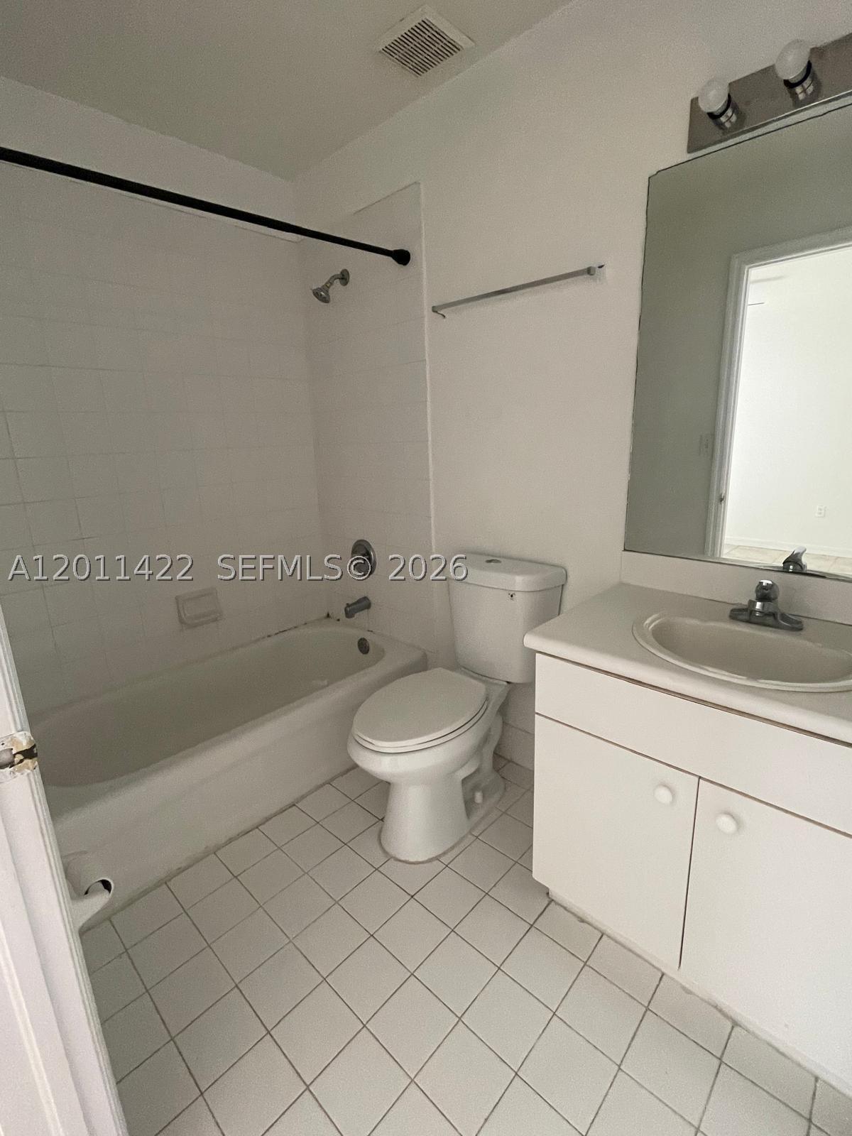 450 Se 30th Dr Property Photo 14