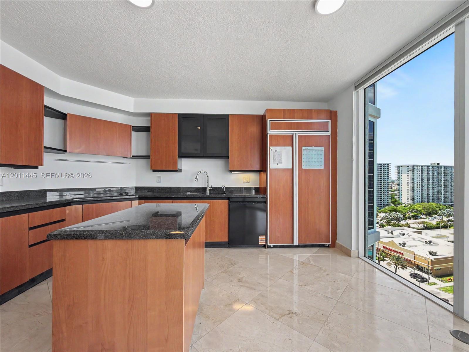 17555 Collins Ave 1502 Property Photo 11