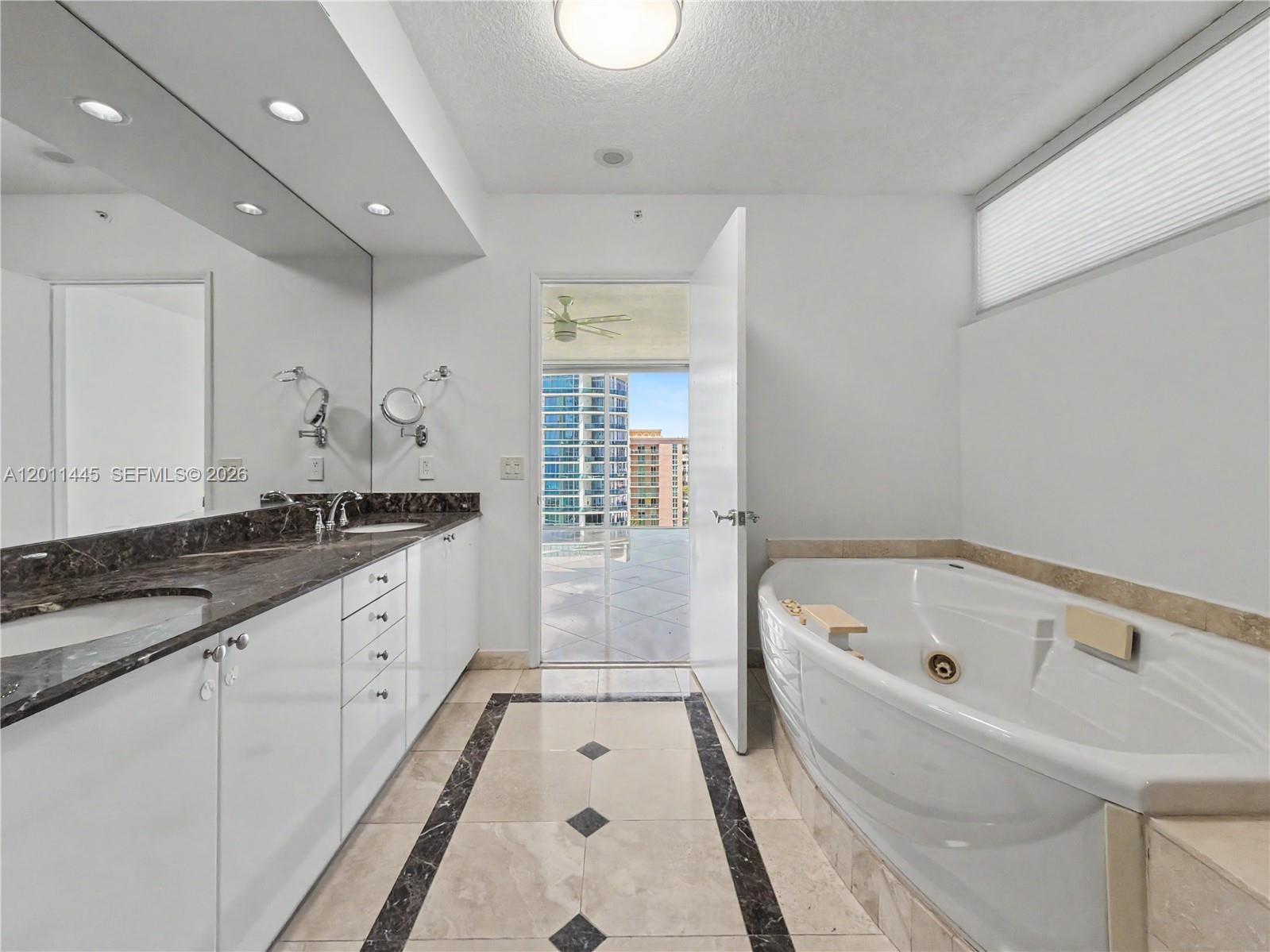17555 Collins Ave 1502 Property Photo 19