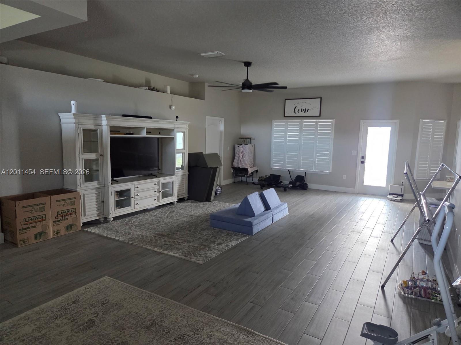 1005 Sw Bay State Rd Property Photo 5