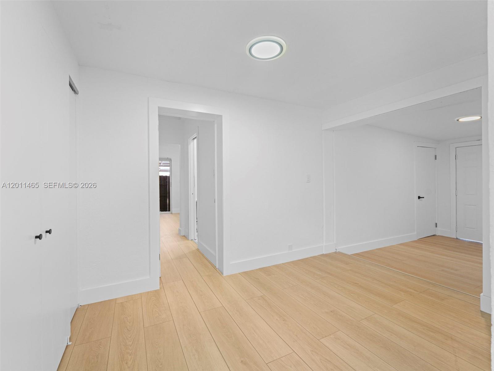 521 Sw 64th Ct Property Photo 13