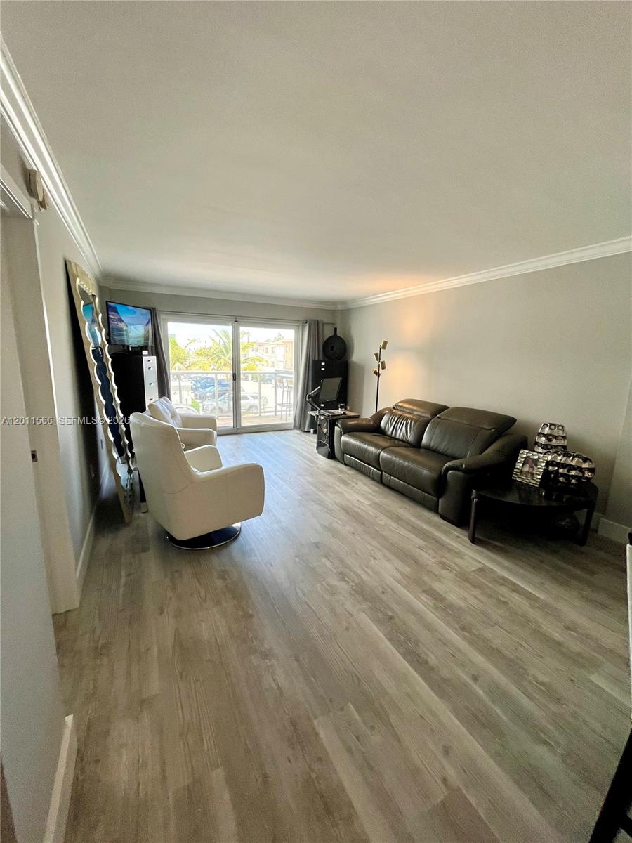 1801 S Ocean Dr 203 Property Photo 14