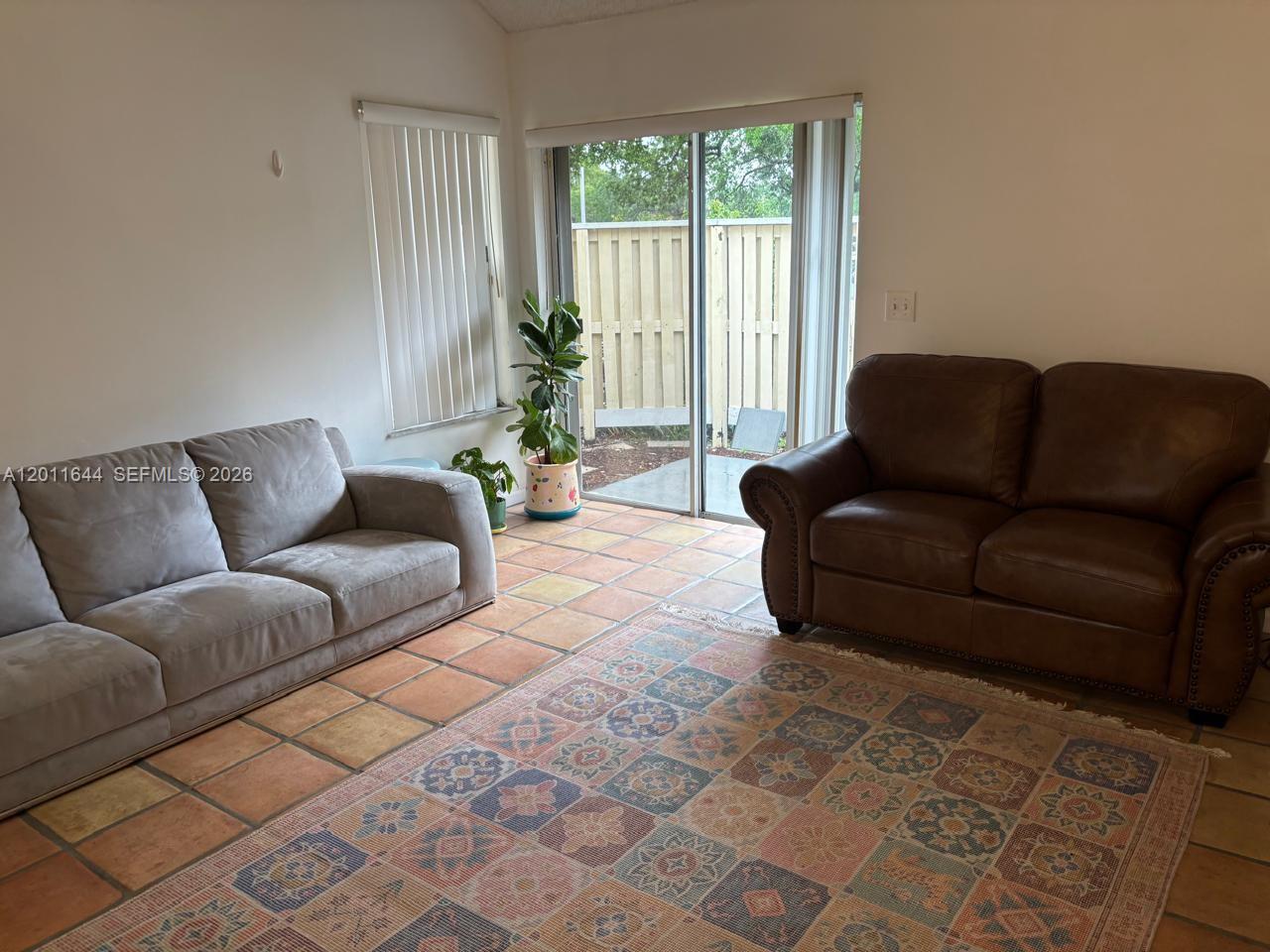 2048 Champions Way Property Photo 4