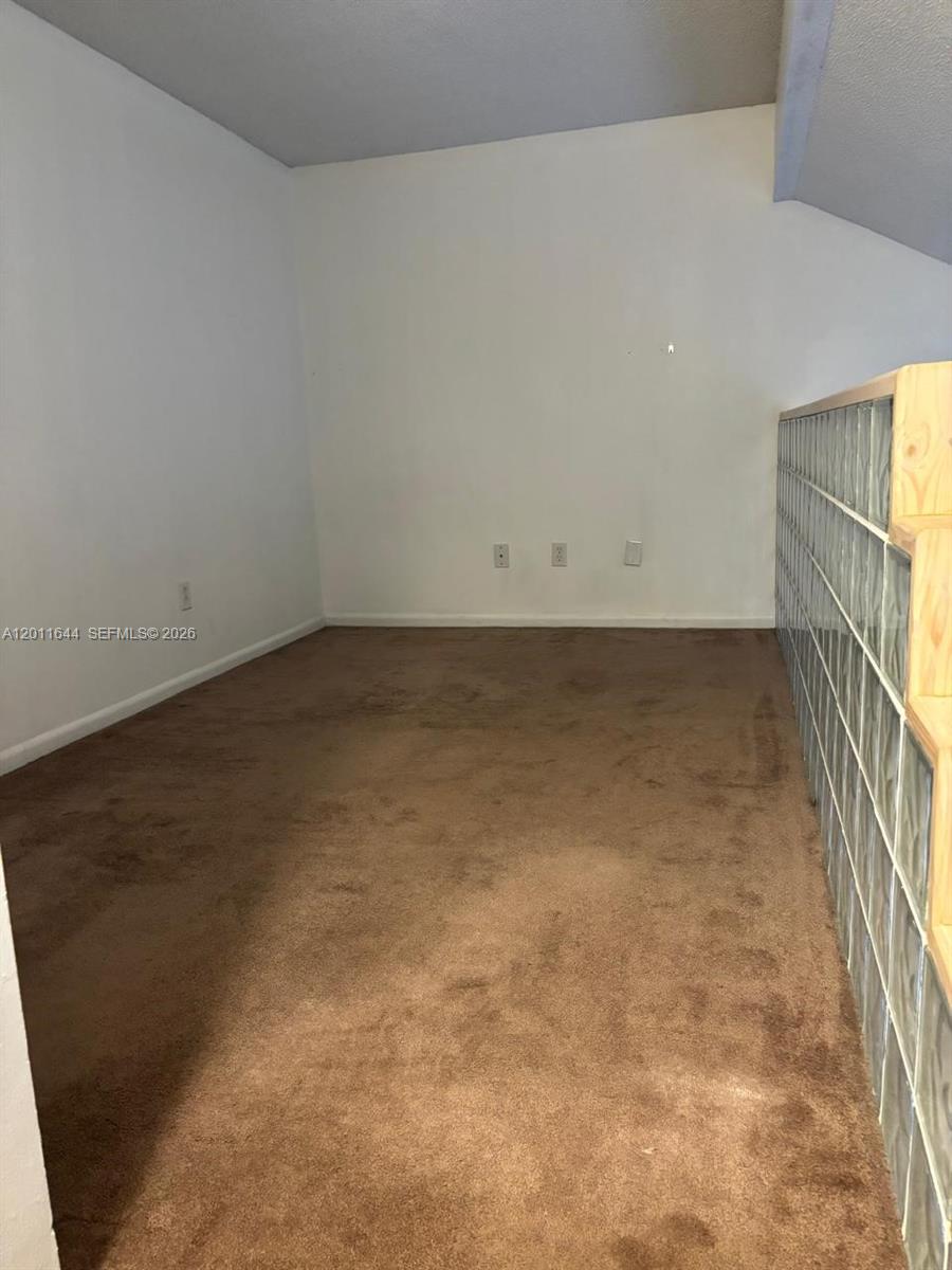 2048 Champions Way Property Photo 17