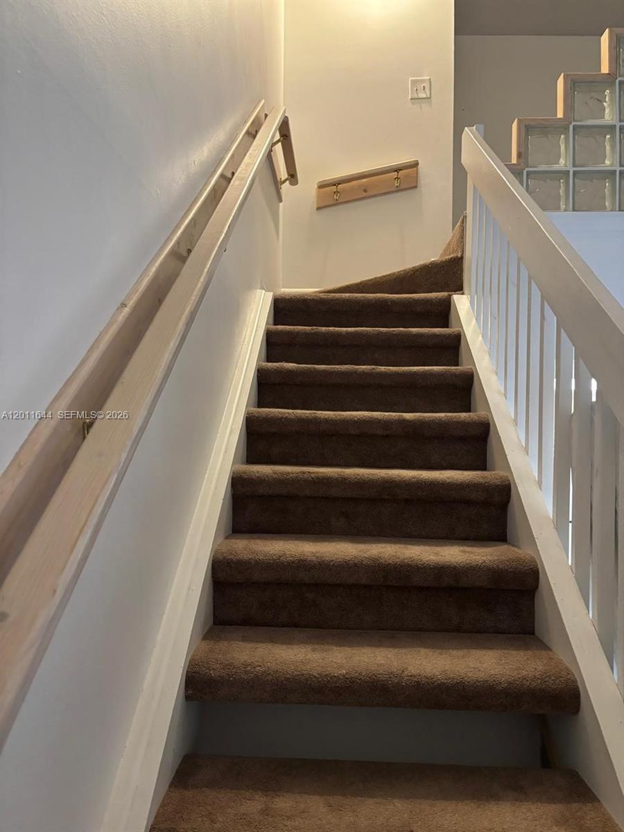 2048 Champions Way Property Photo 18