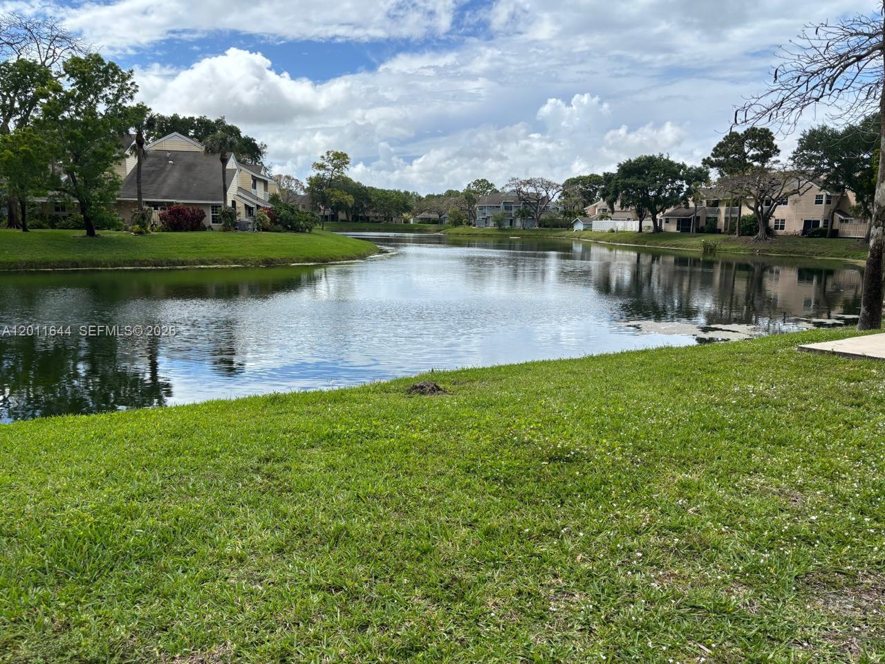 2048 Champions Way Property Photo 23