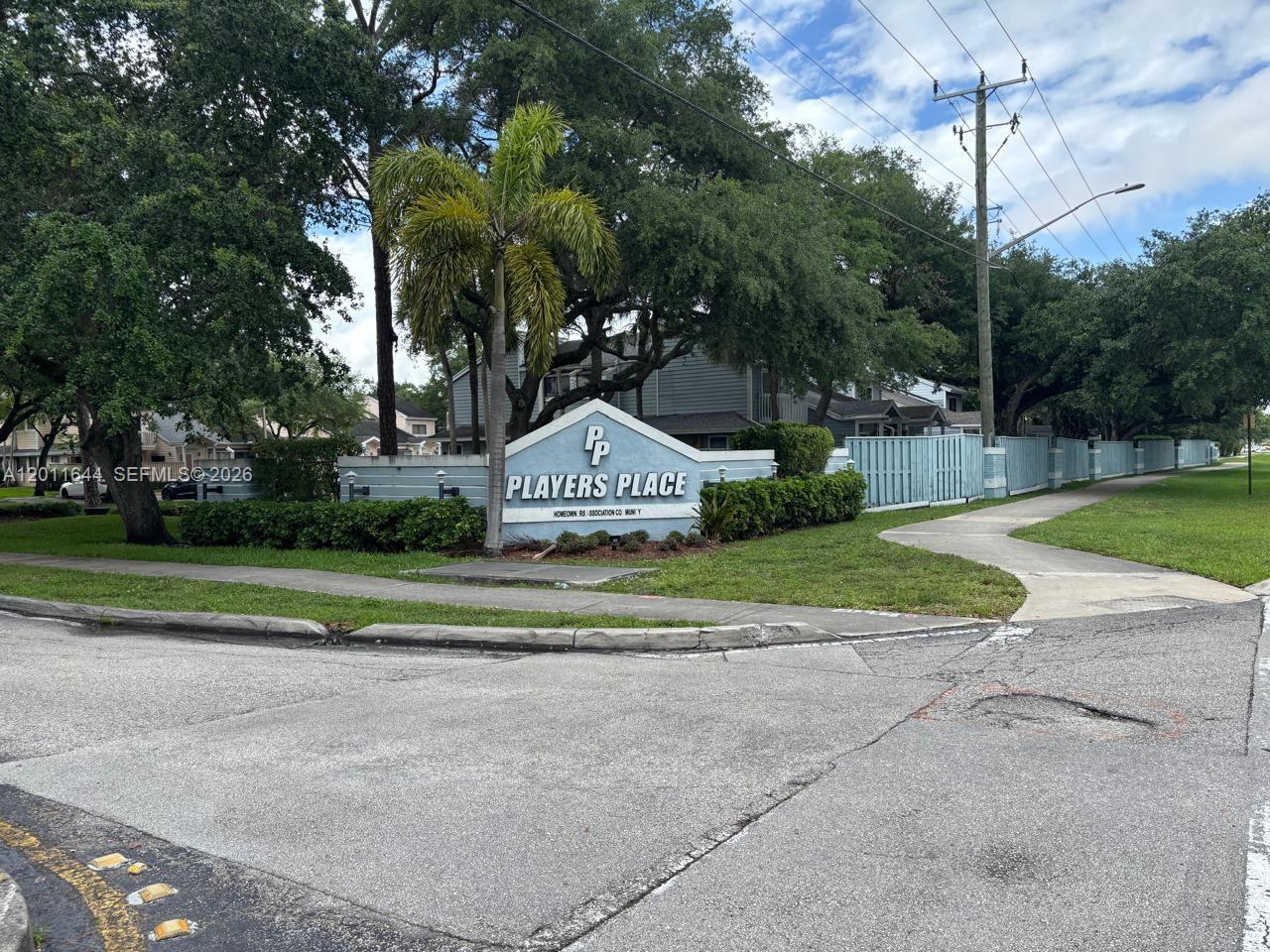 2048 Champions Way Property Photo 24