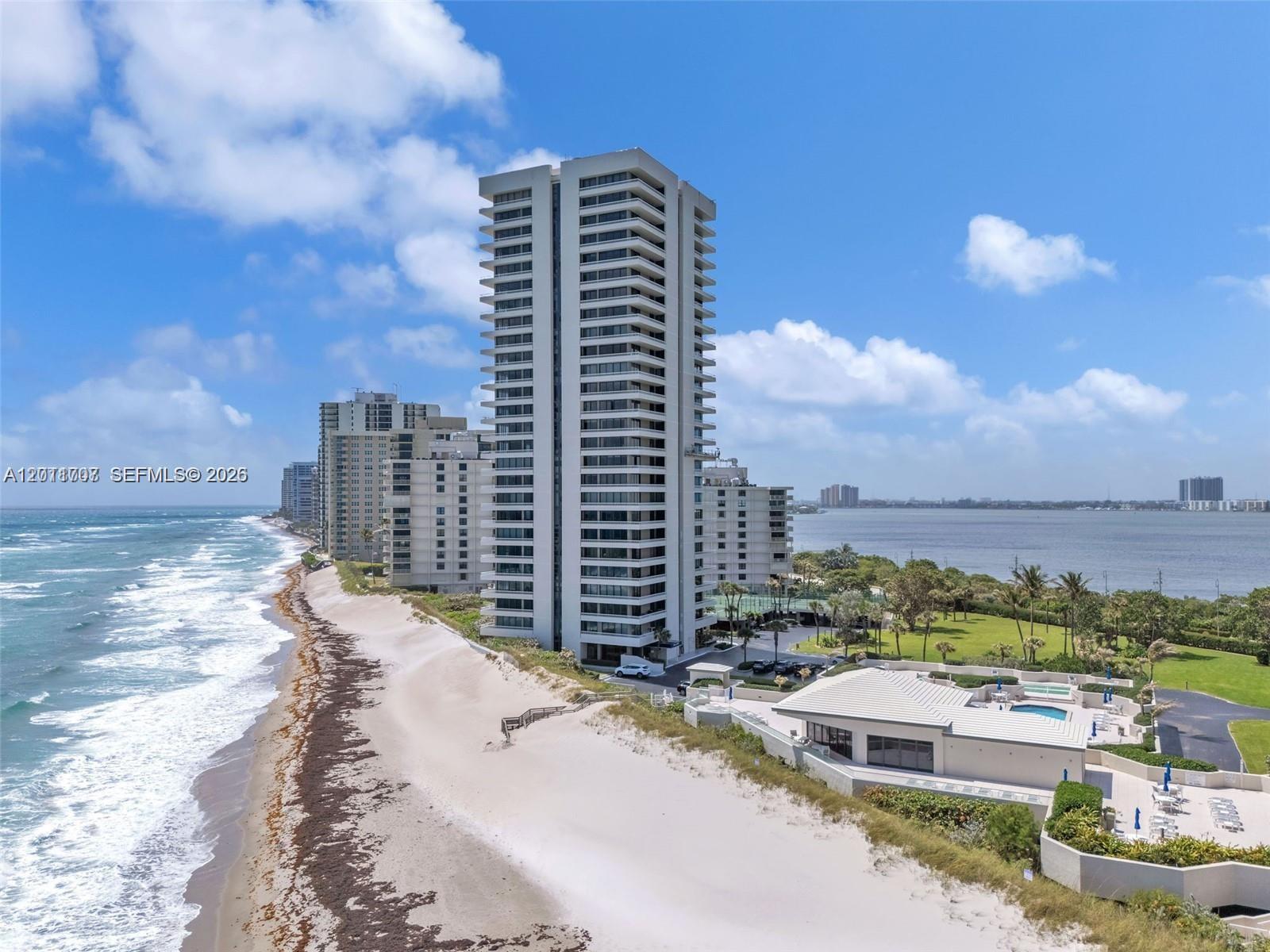 5510 N Ocean Dr 19b Property Photo 17