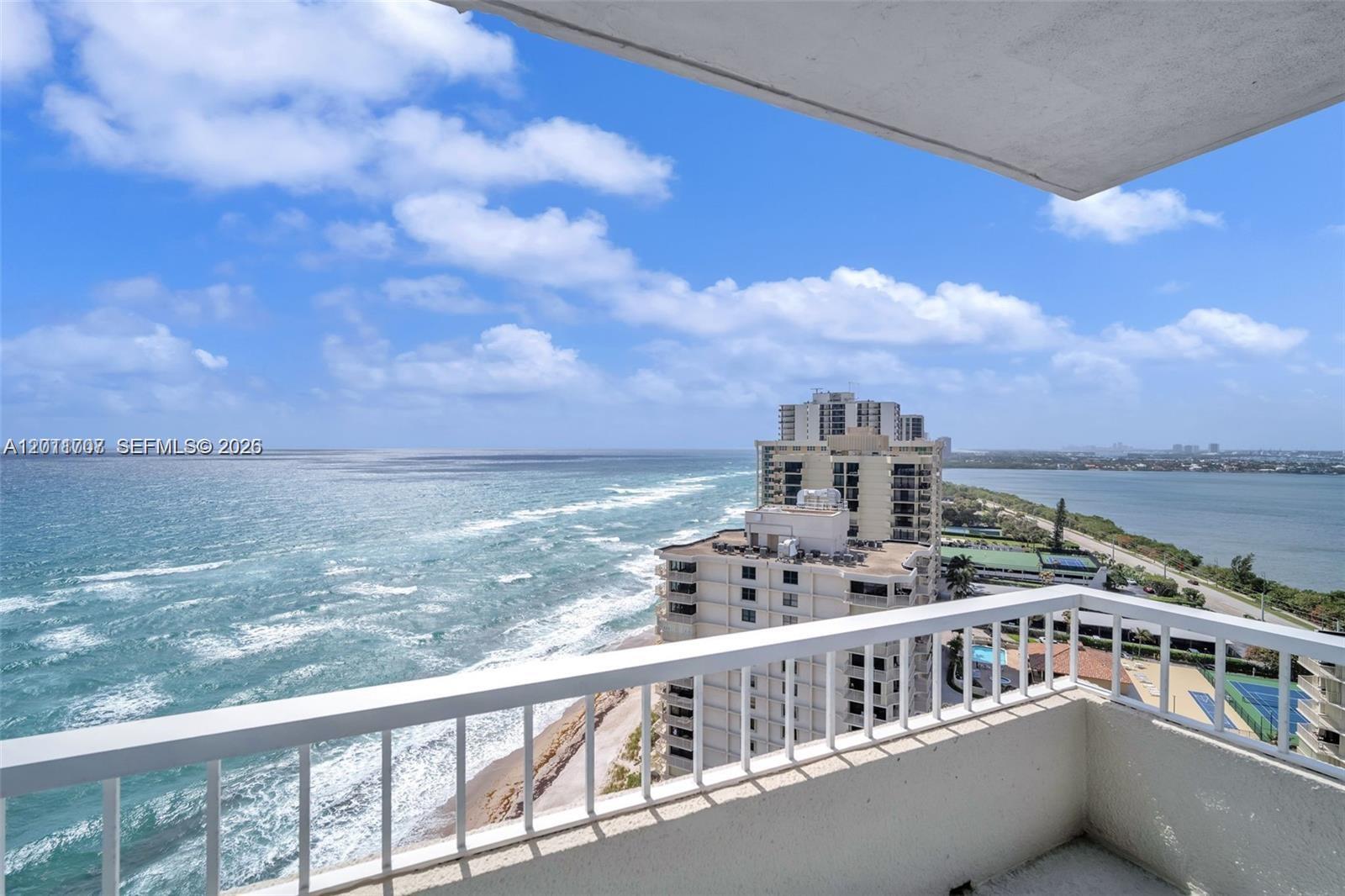 5510 N Ocean Dr 19b Property Photo 36