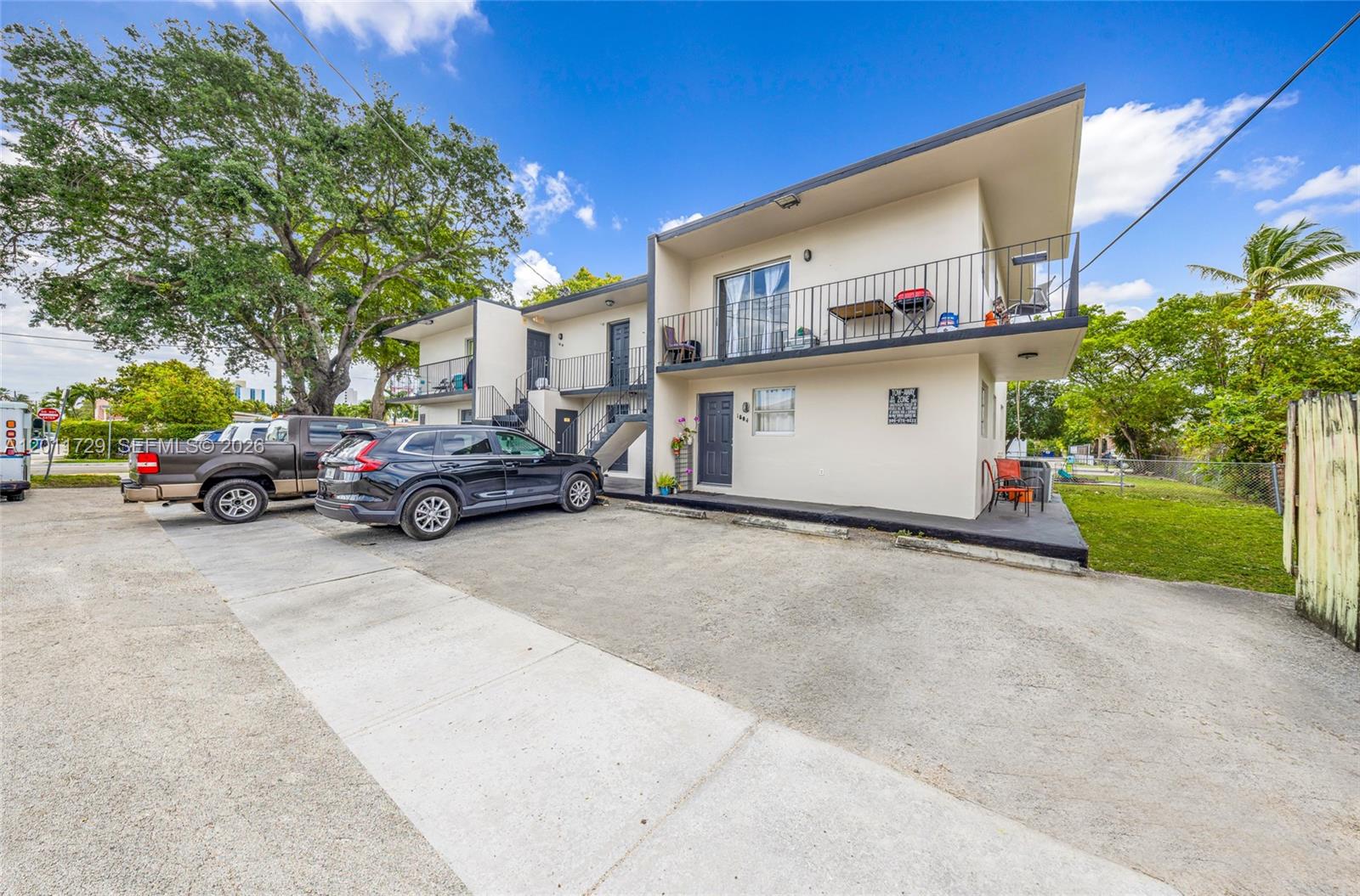 1800 NW 19th Ter