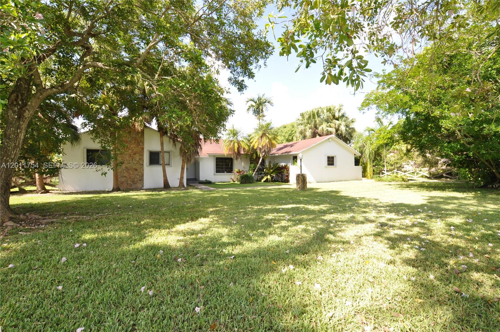 16760 SW 280th St Property Photo 1