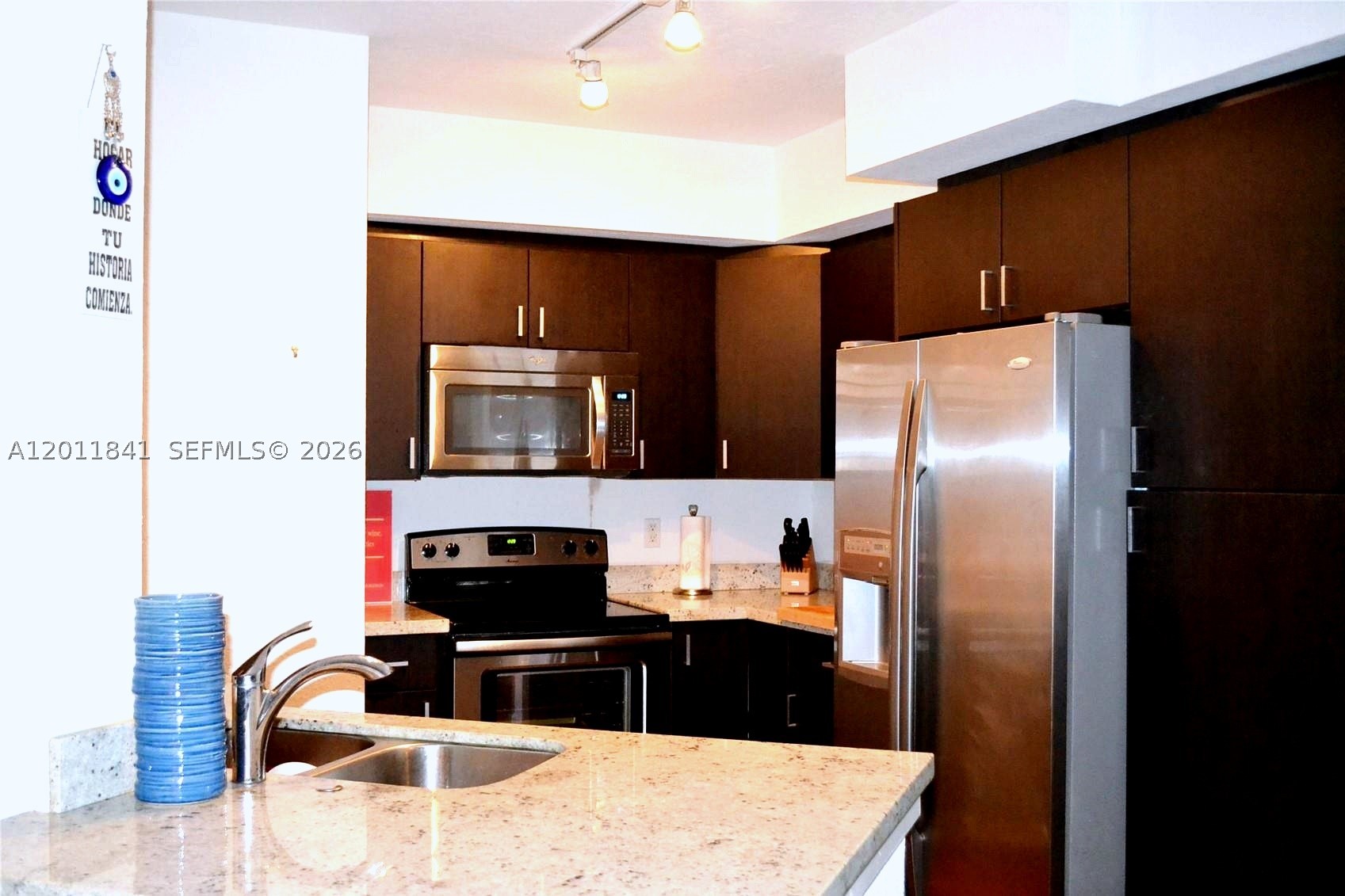 1830 Radius Dr 317 Property Photo 5