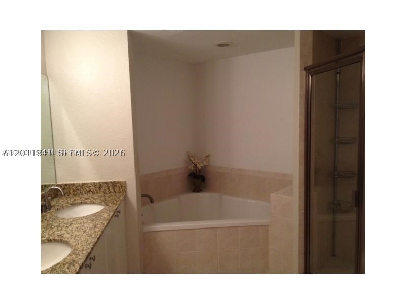 1830 Radius Dr 317 Property Photo 8
